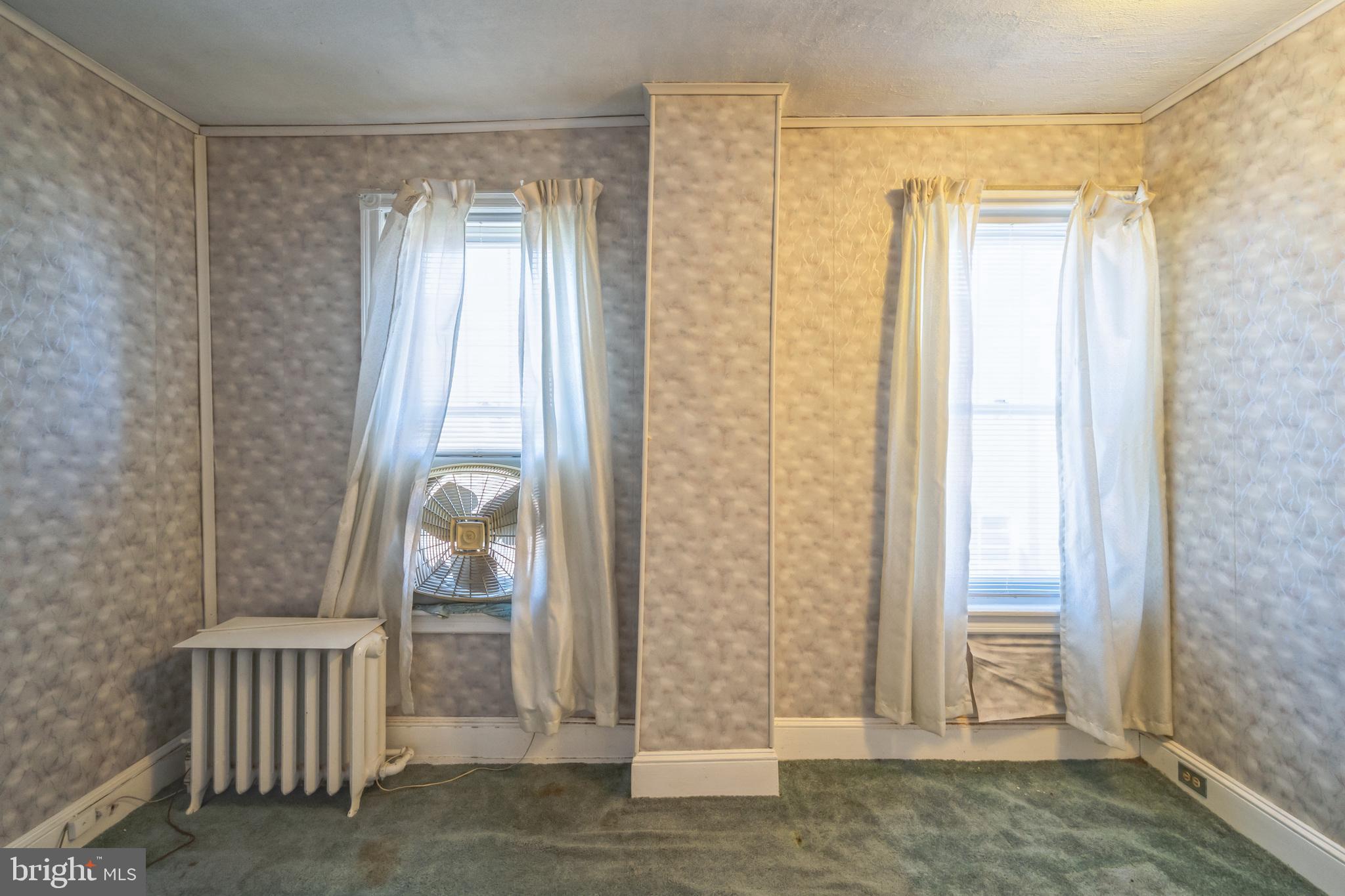 606 Hermitage STREET