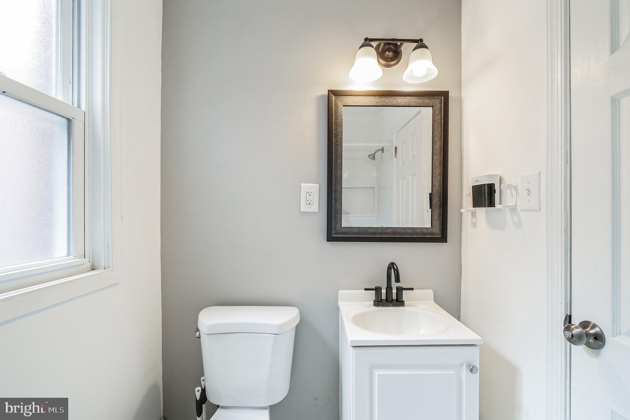 588 Livezey STREET Unit: #2