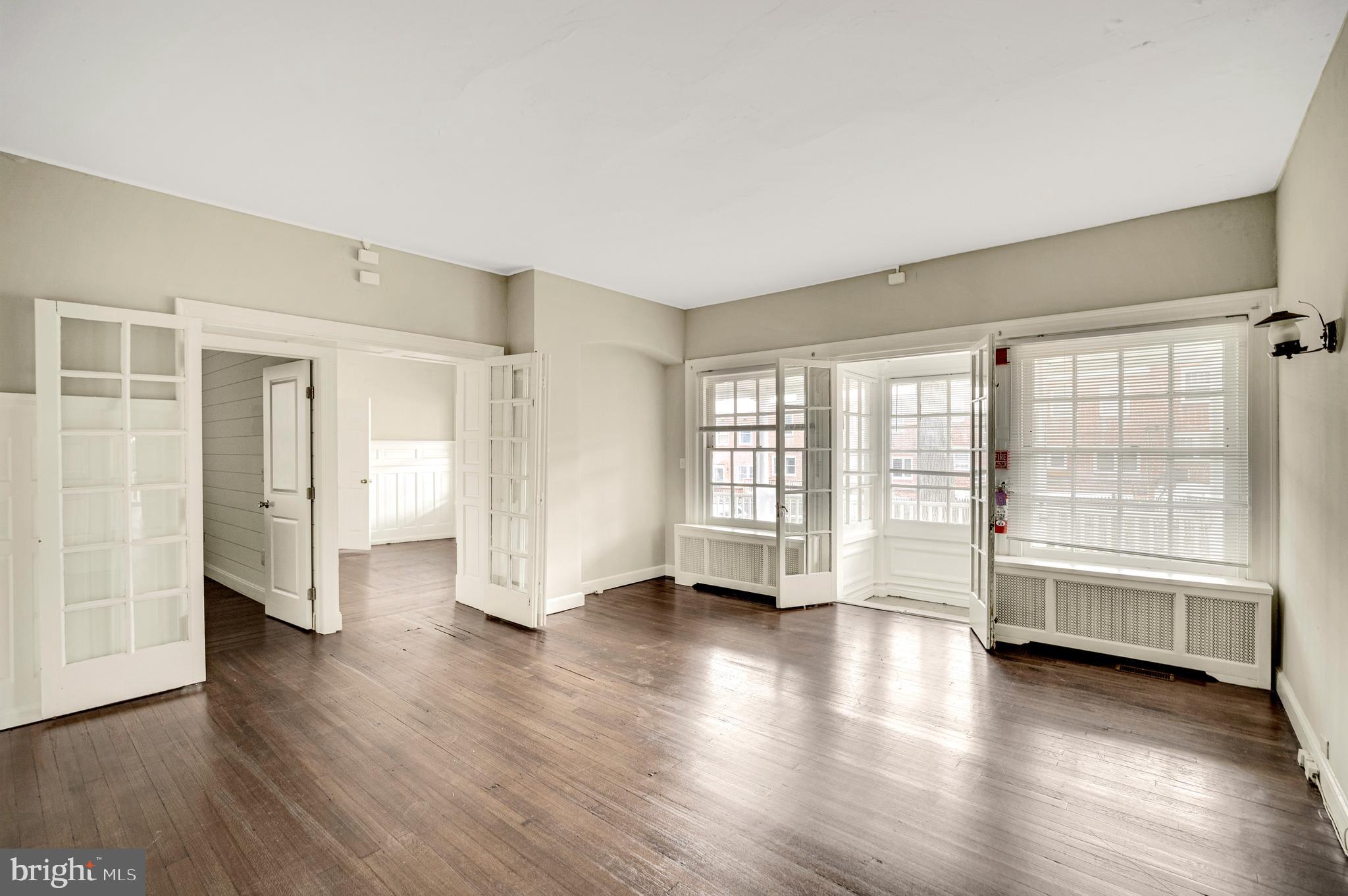 5608 Ridge AVENUE Unit: F1