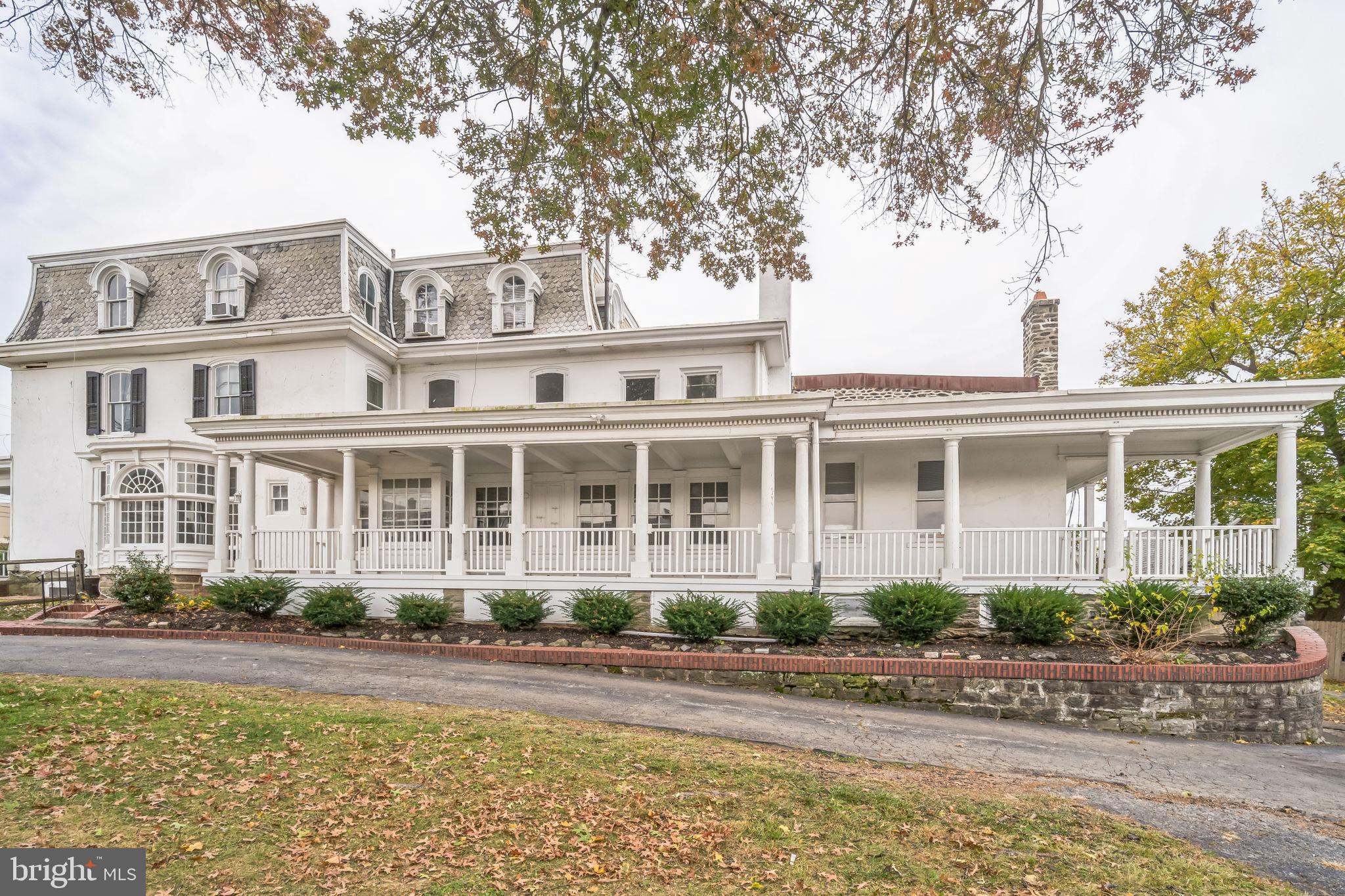 5608 Ridge AVENUE Unit: F1