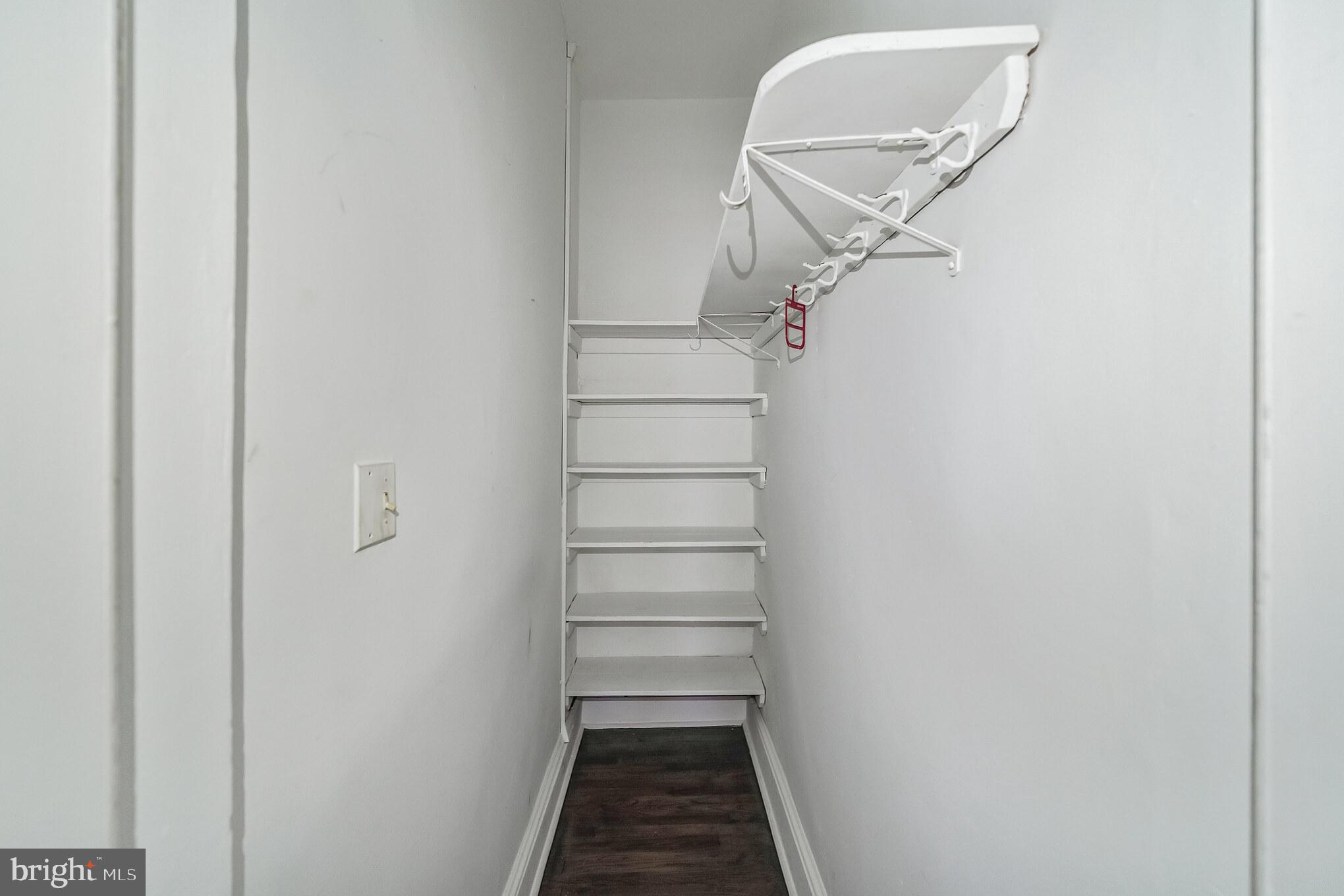 5608 Ridge AVENUE Unit: F1