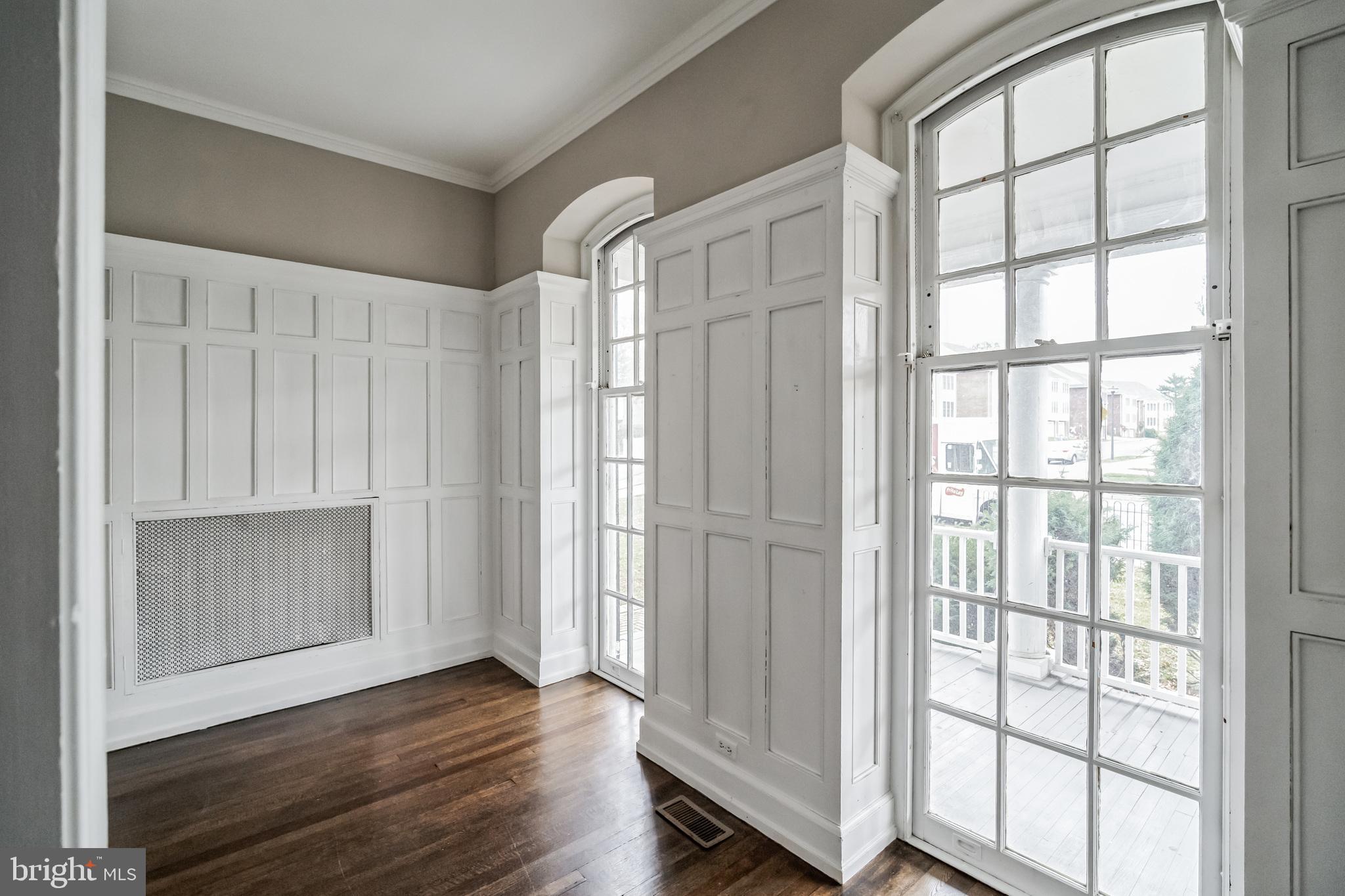 5608 Ridge AVENUE Unit: F1