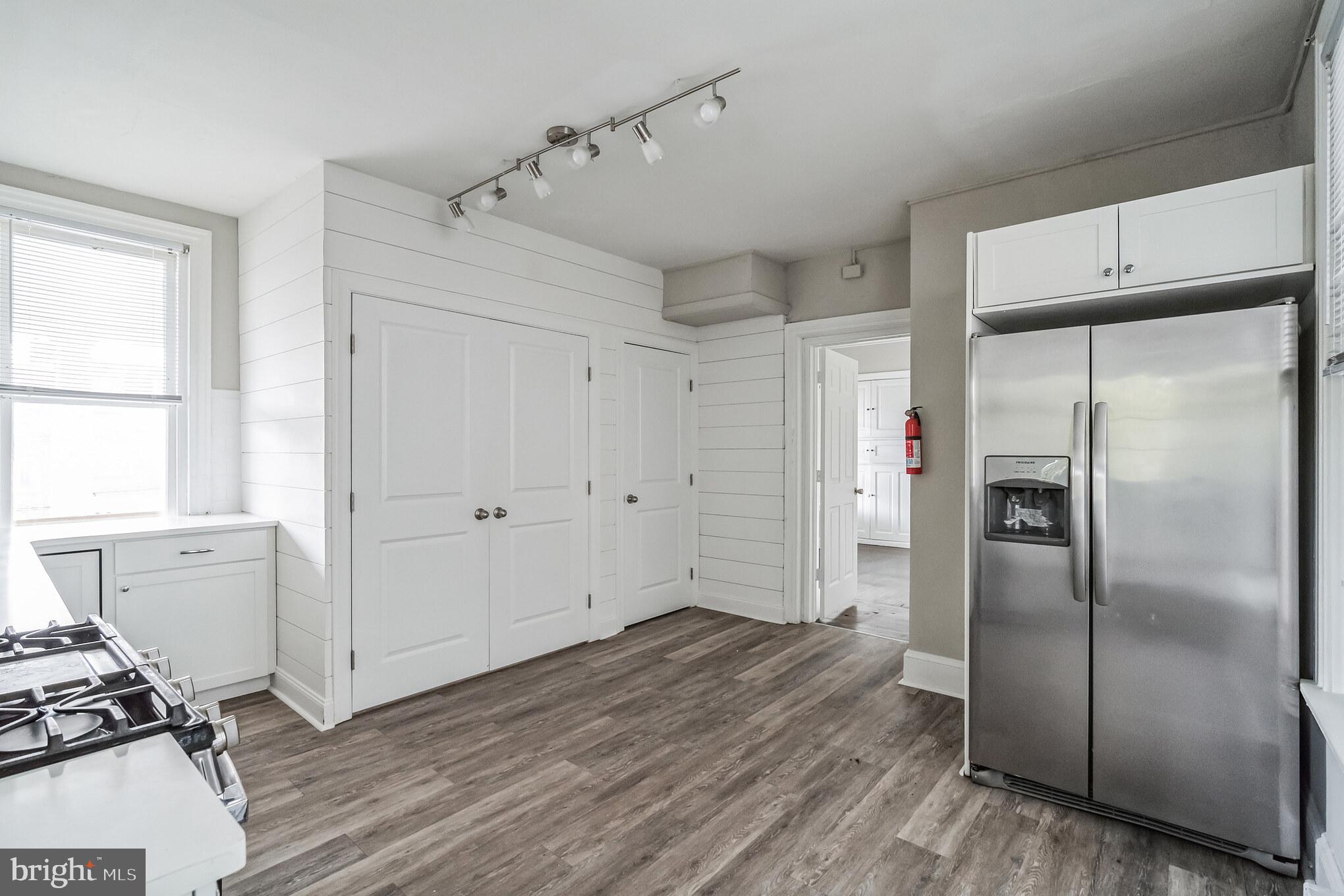 5608 Ridge AVENUE Unit: F1