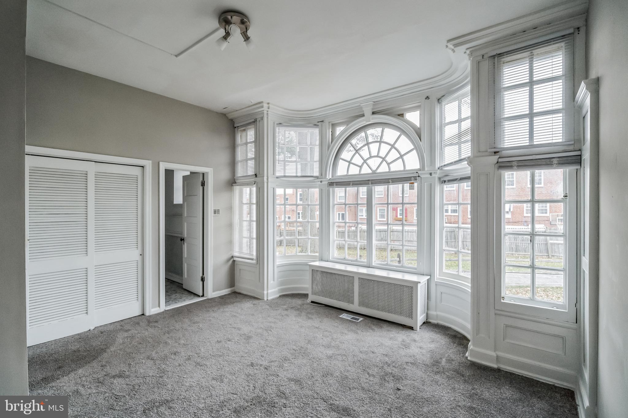 5608 Ridge AVENUE Unit: F1