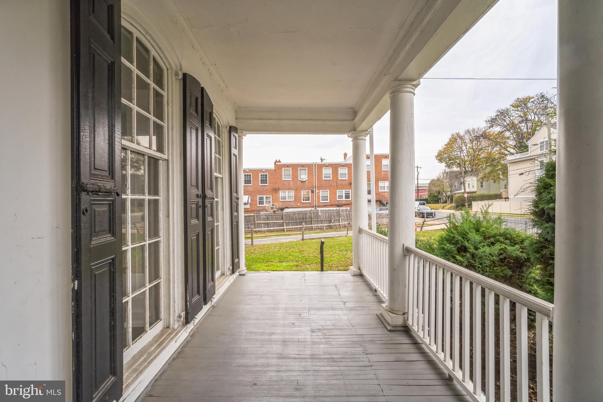 5608 Ridge AVENUE Unit: F3