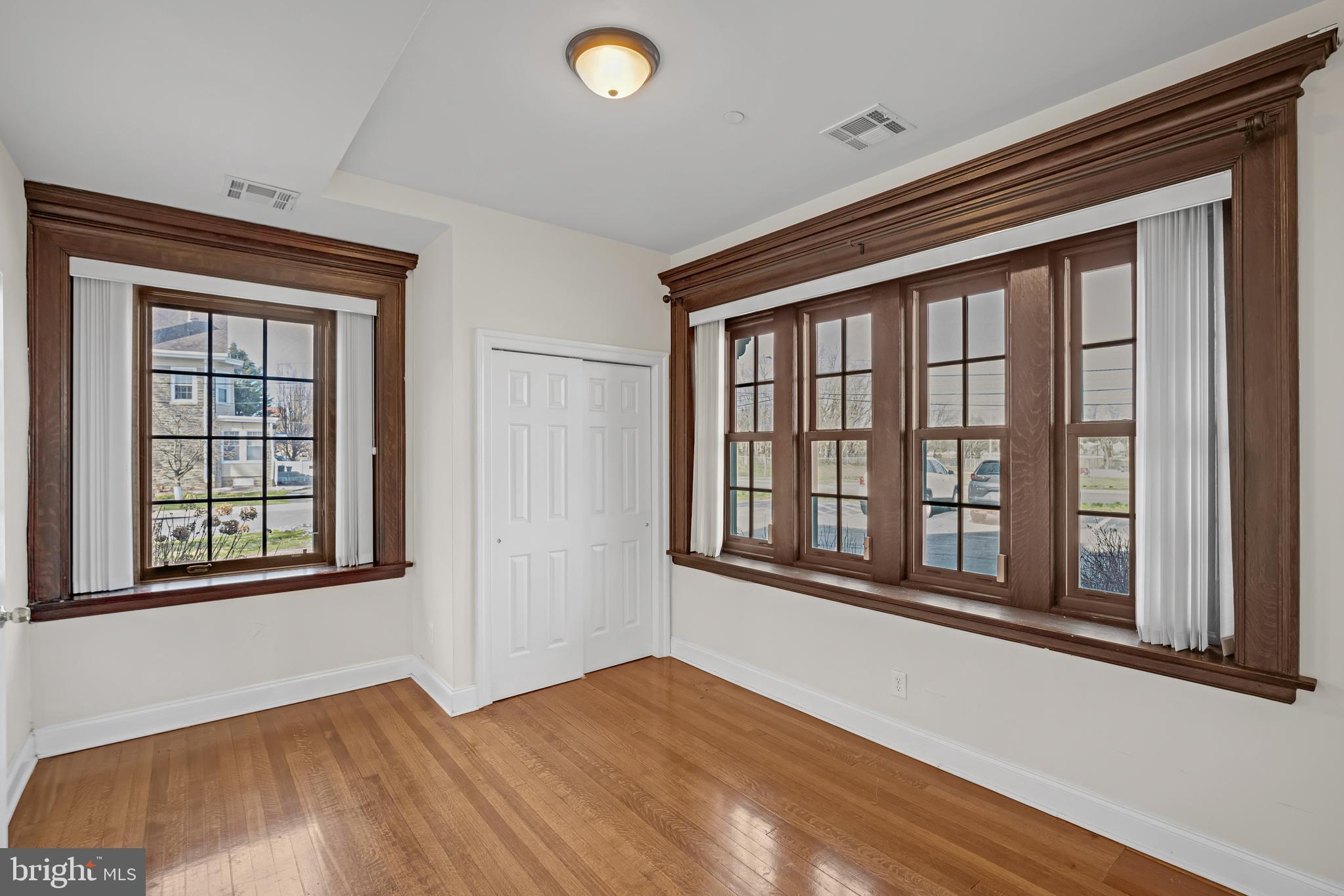 7220 Ridge AVENUE Unit: C