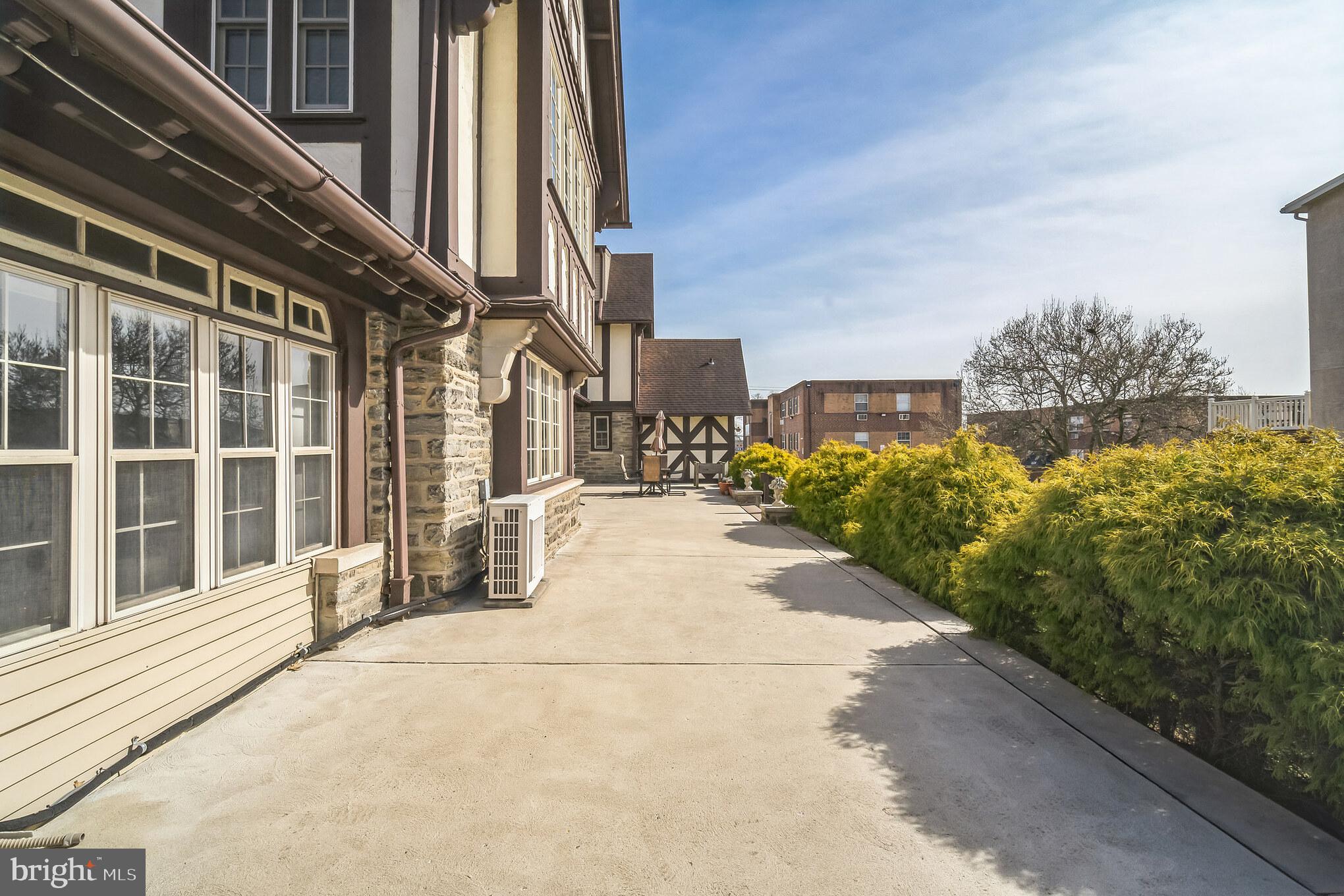 7220 Ridge AVENUE Unit: C