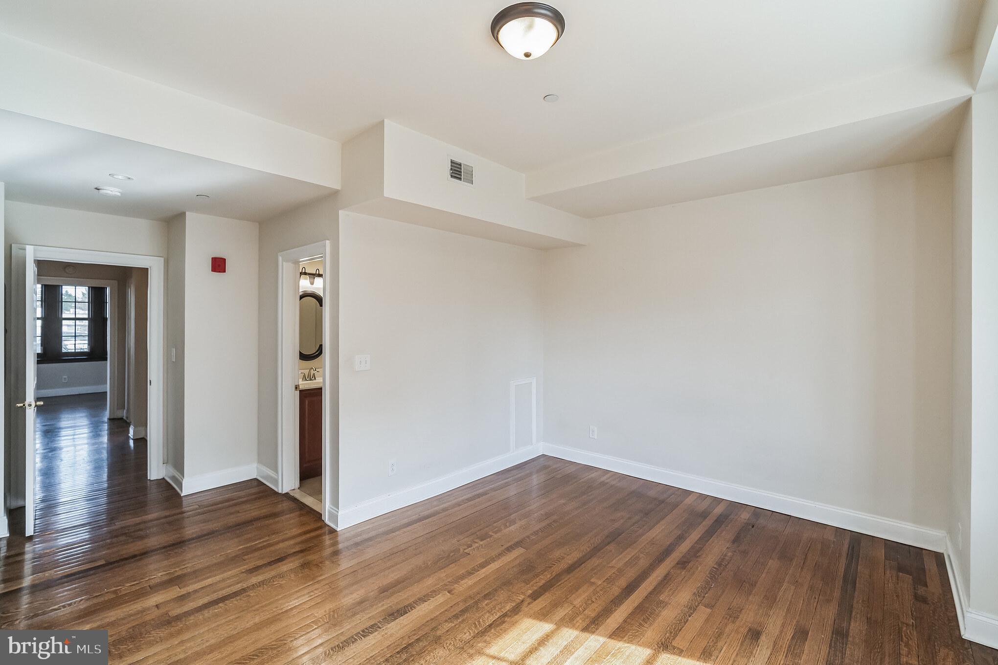 7220 Ridge AVENUE Unit: C