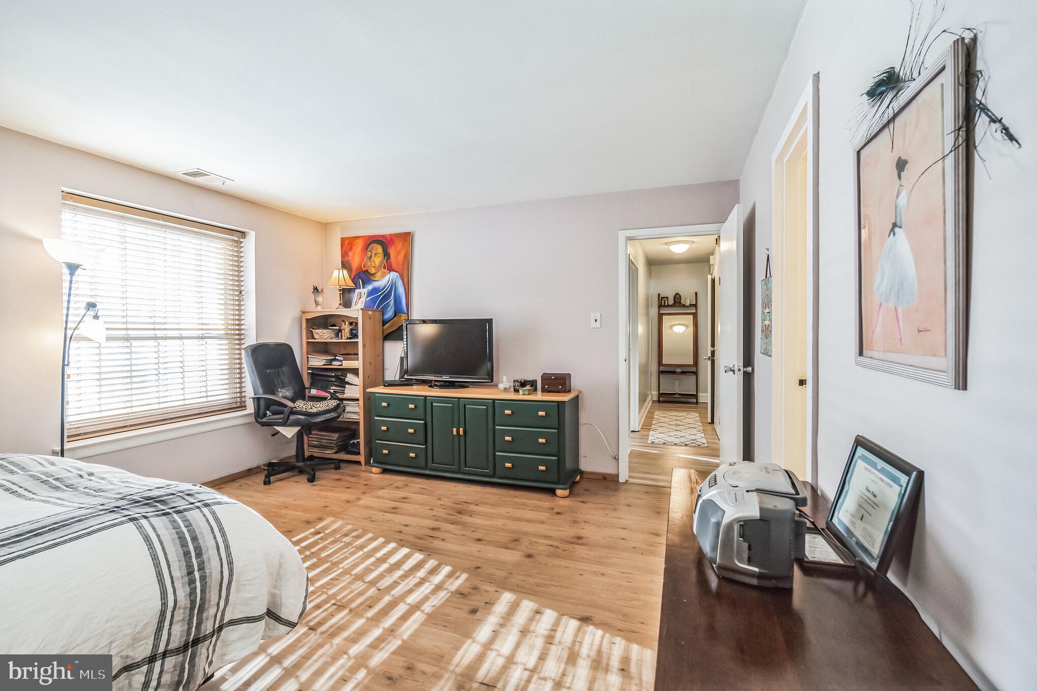 4000 Gypsy LANE Unit: 407