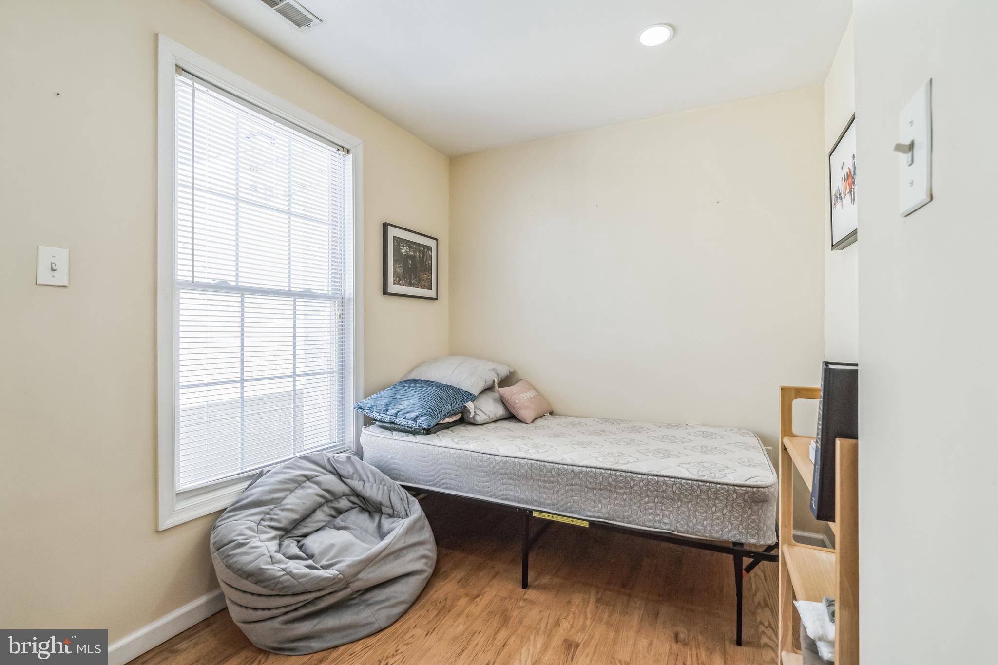 449 Parker Ave