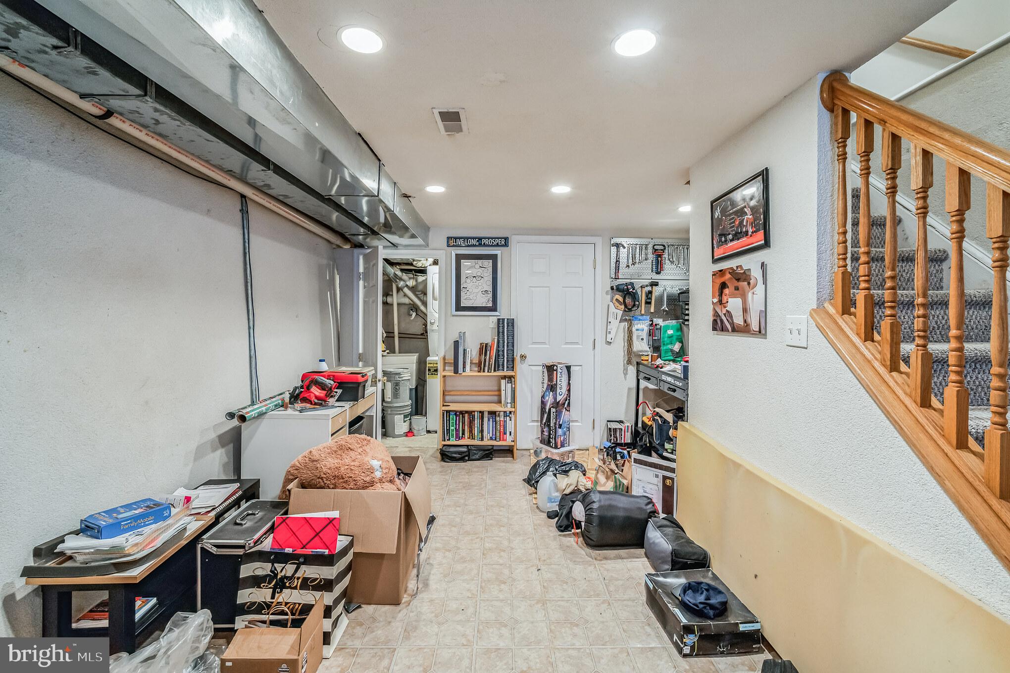 449 Parker Ave