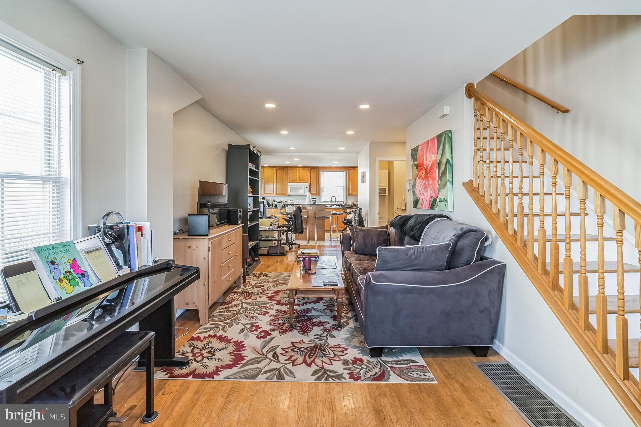 449 Parker Ave