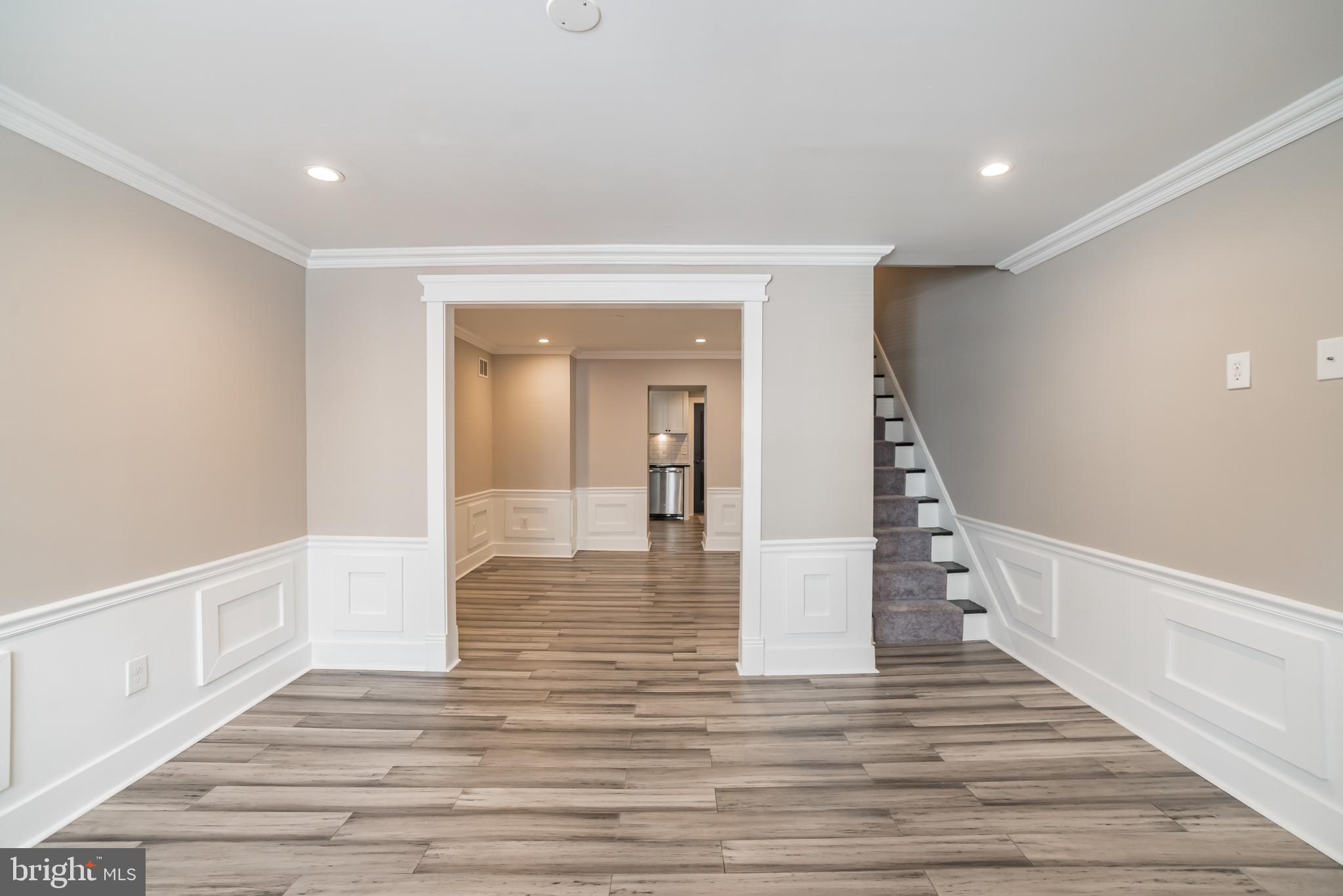 4448 Baker St