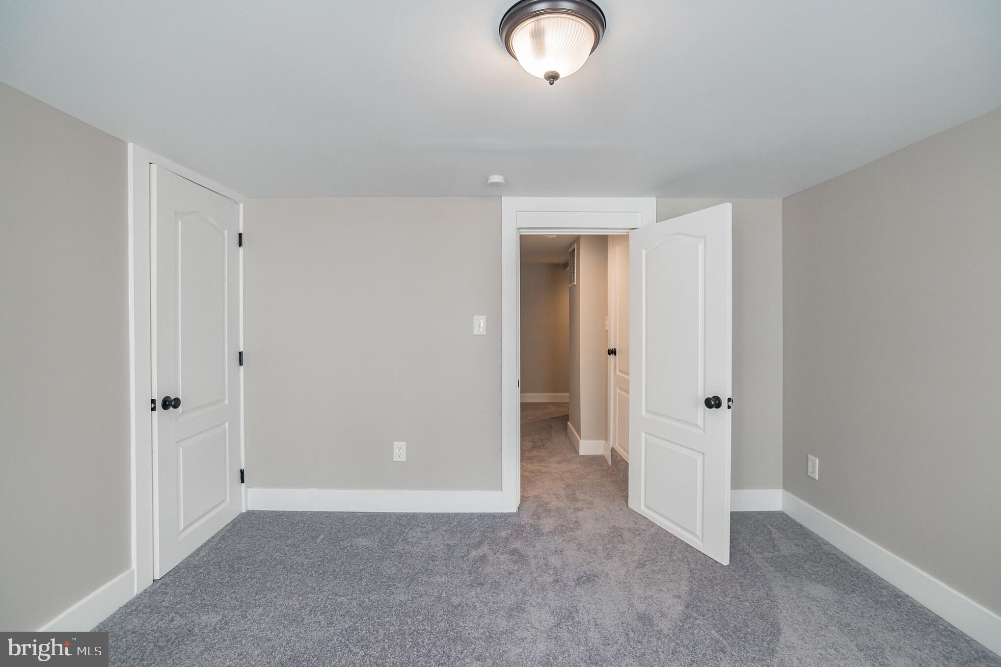 4448 Baker St