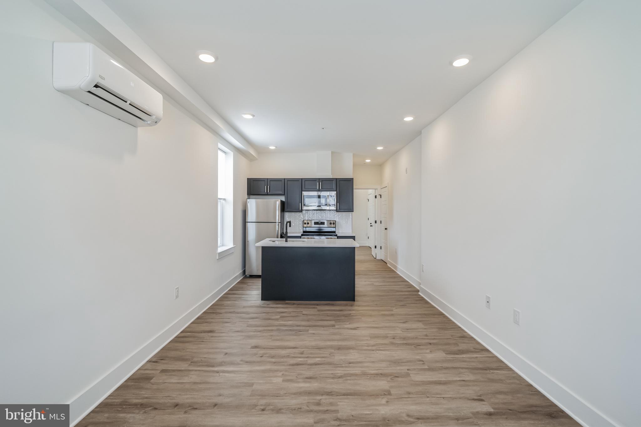 6906 Ridge Ave #1
