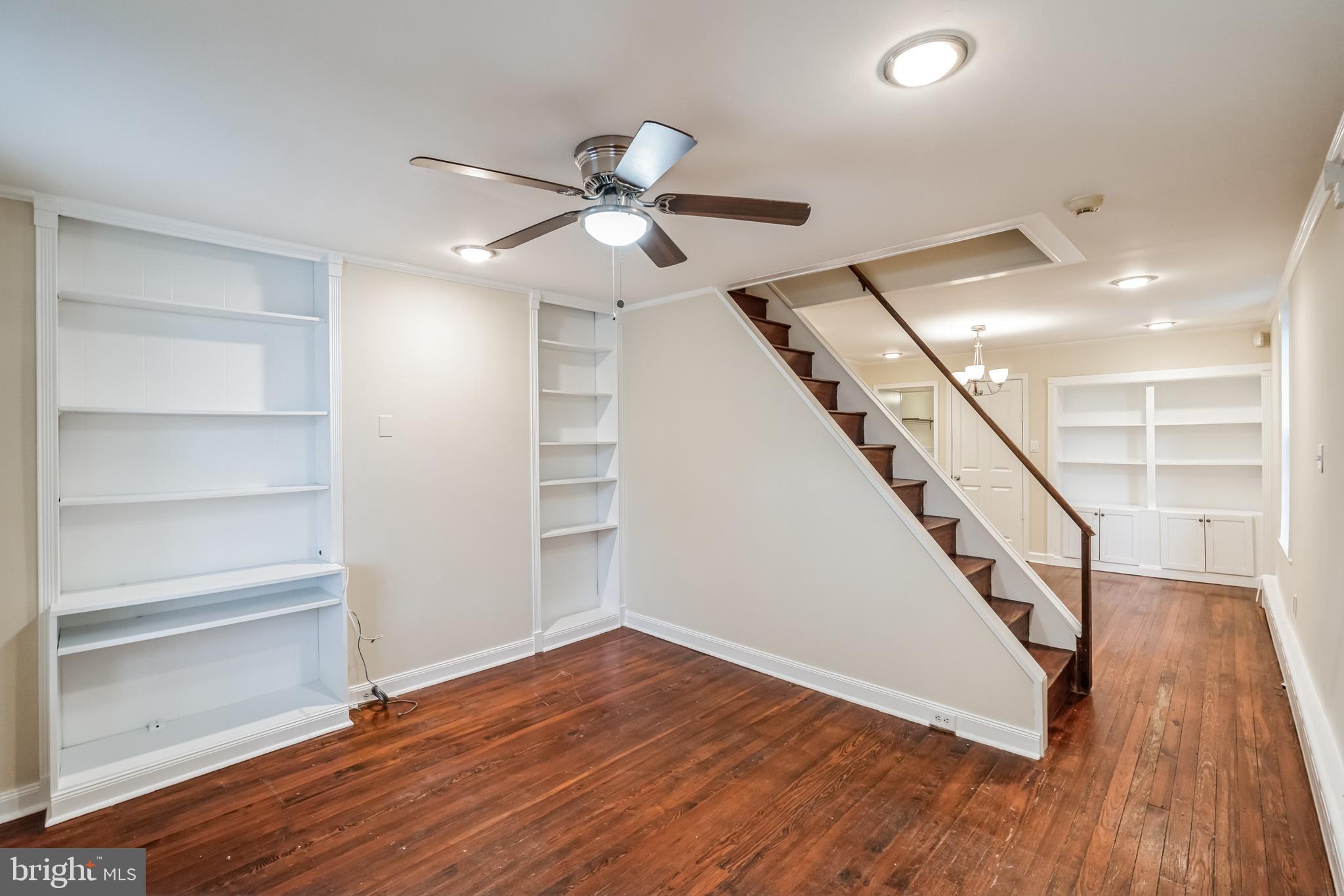 455 Ripka St