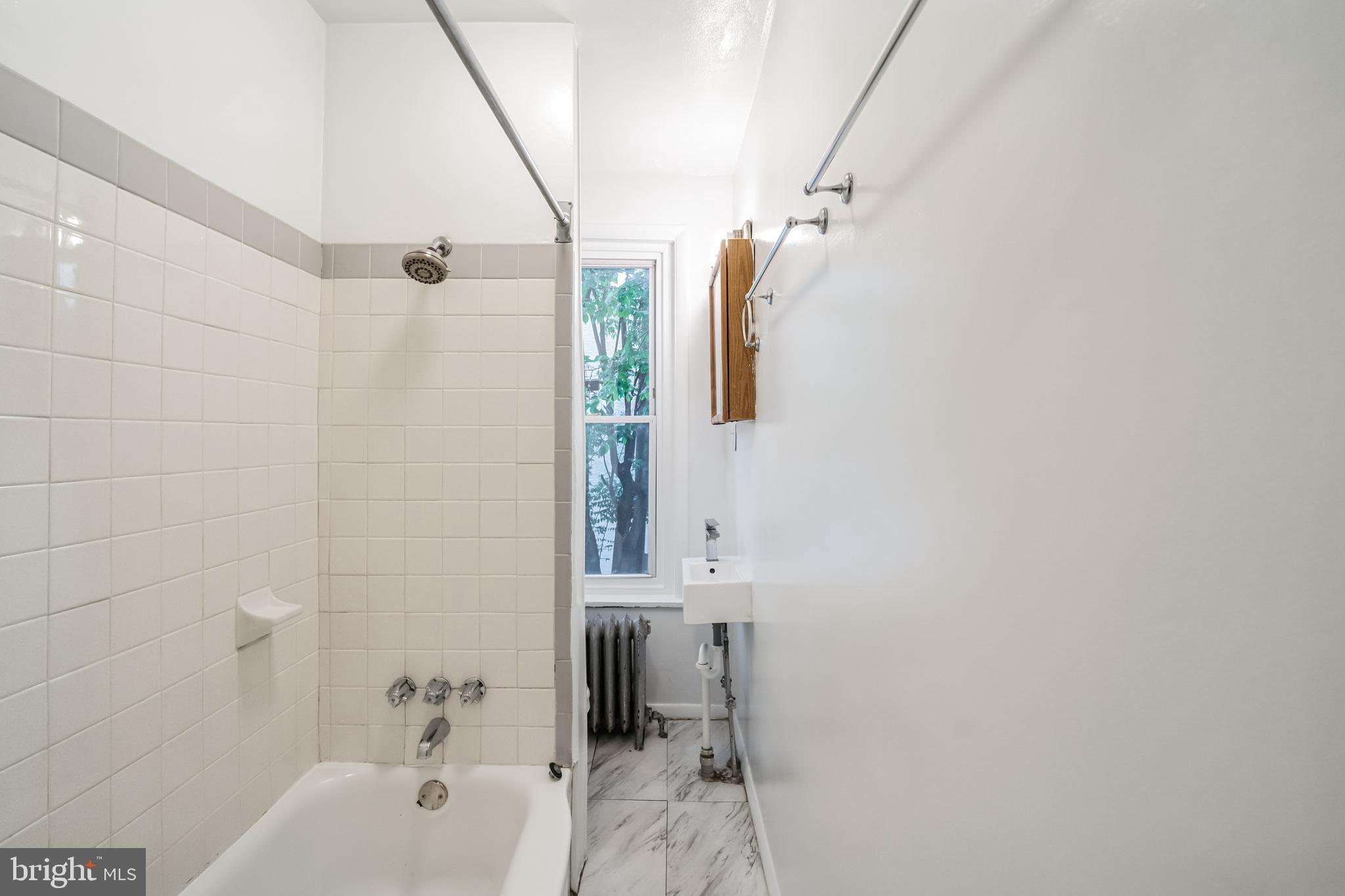 455 Ripka St