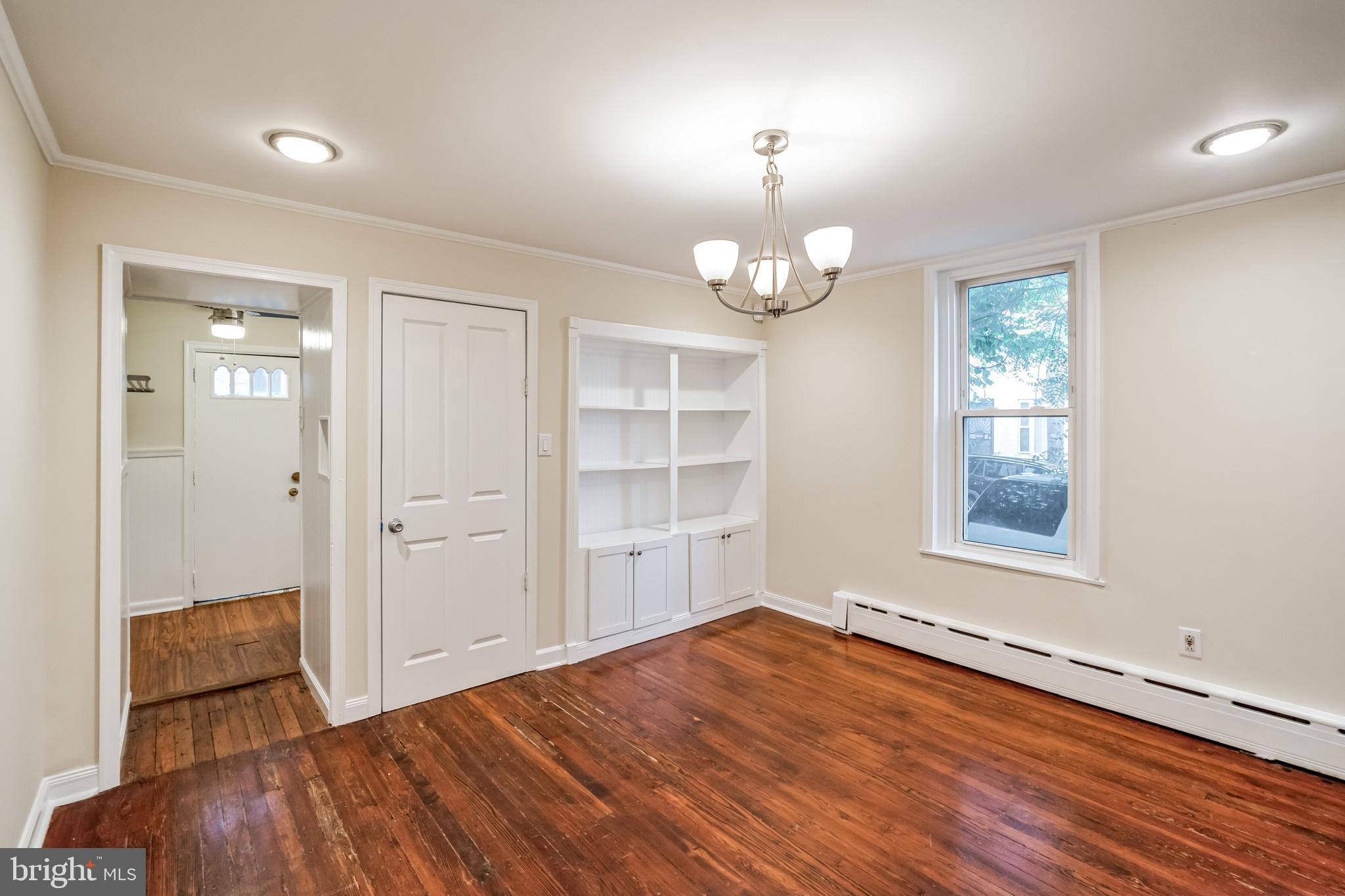 455 Ripka St