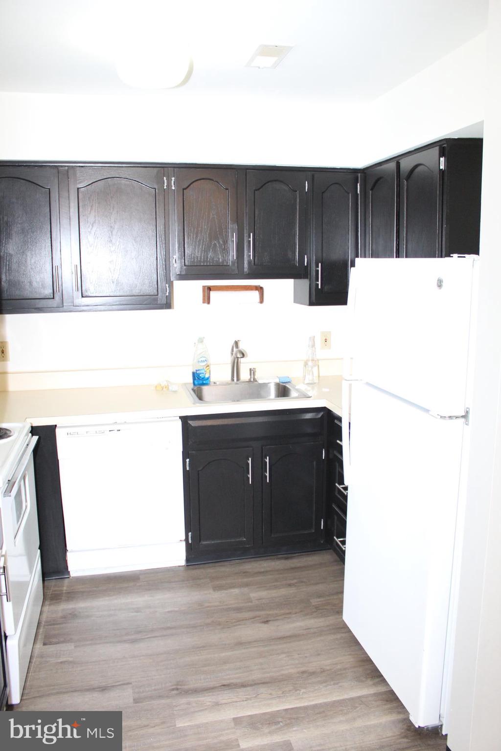 167 Parker Ave ##2