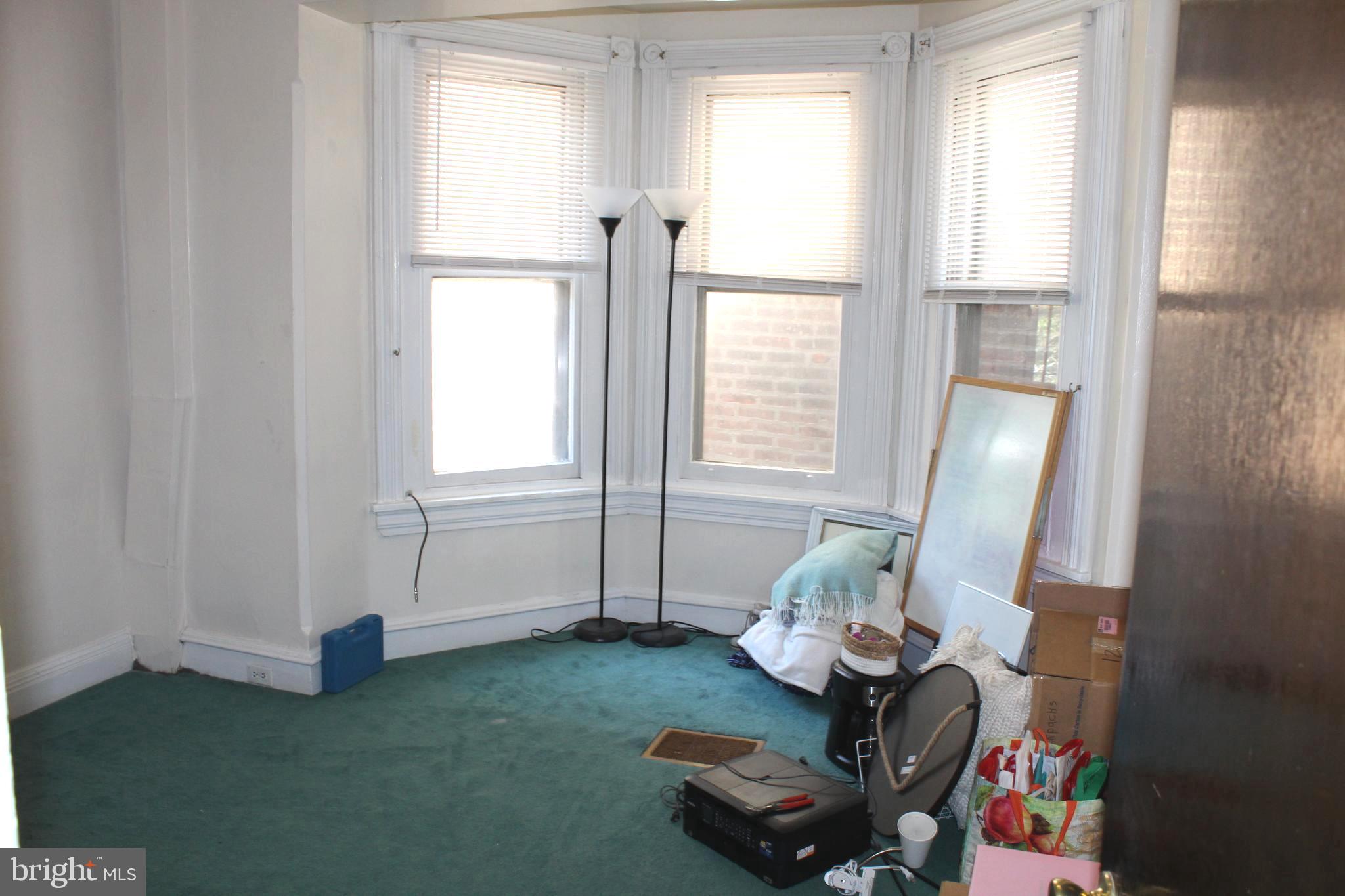 4373 Manayunk Ave
