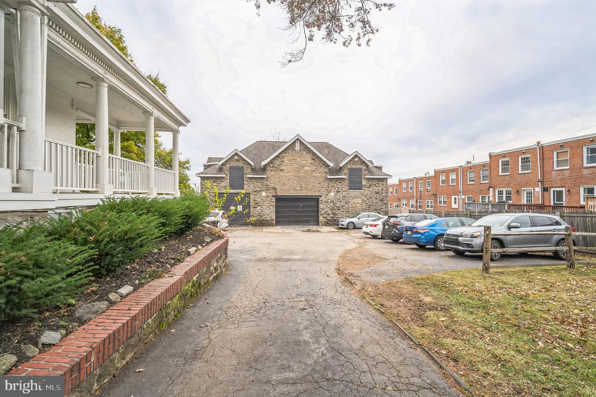 5608 Ridge Ave #F3