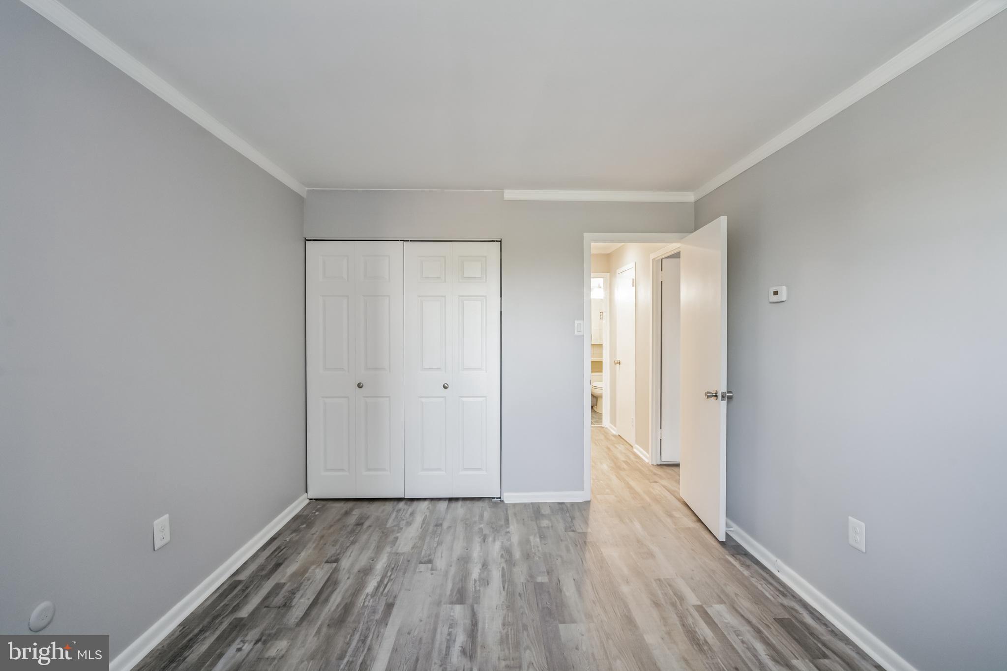 6100 HENRY AVE #4I