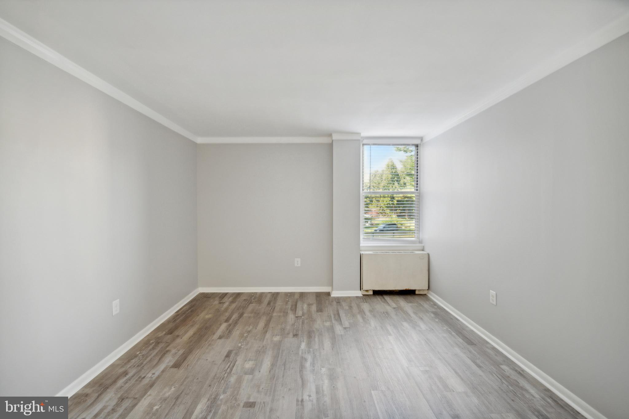 6100 HENRY AVE #4I