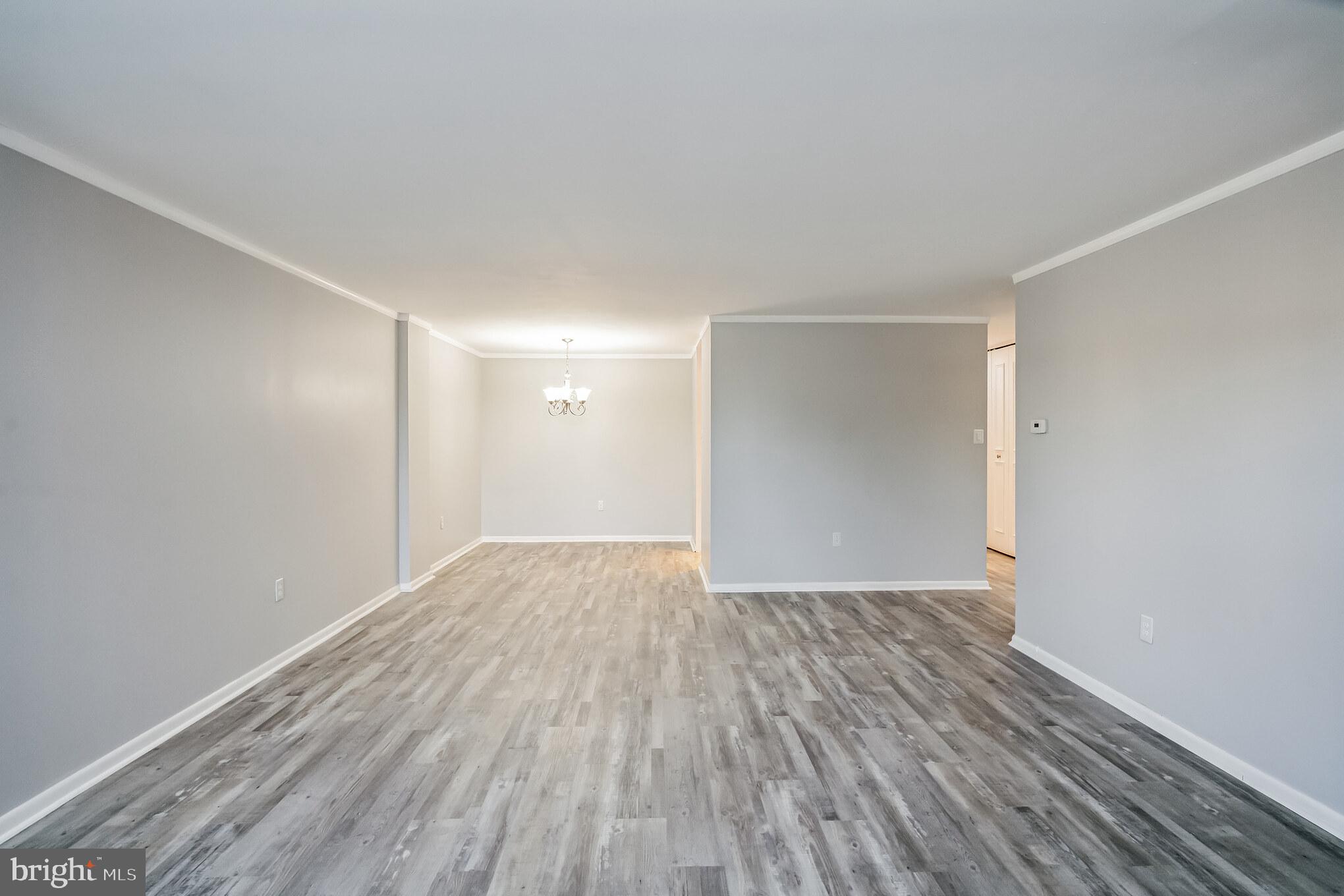 6100 HENRY AVE #4I