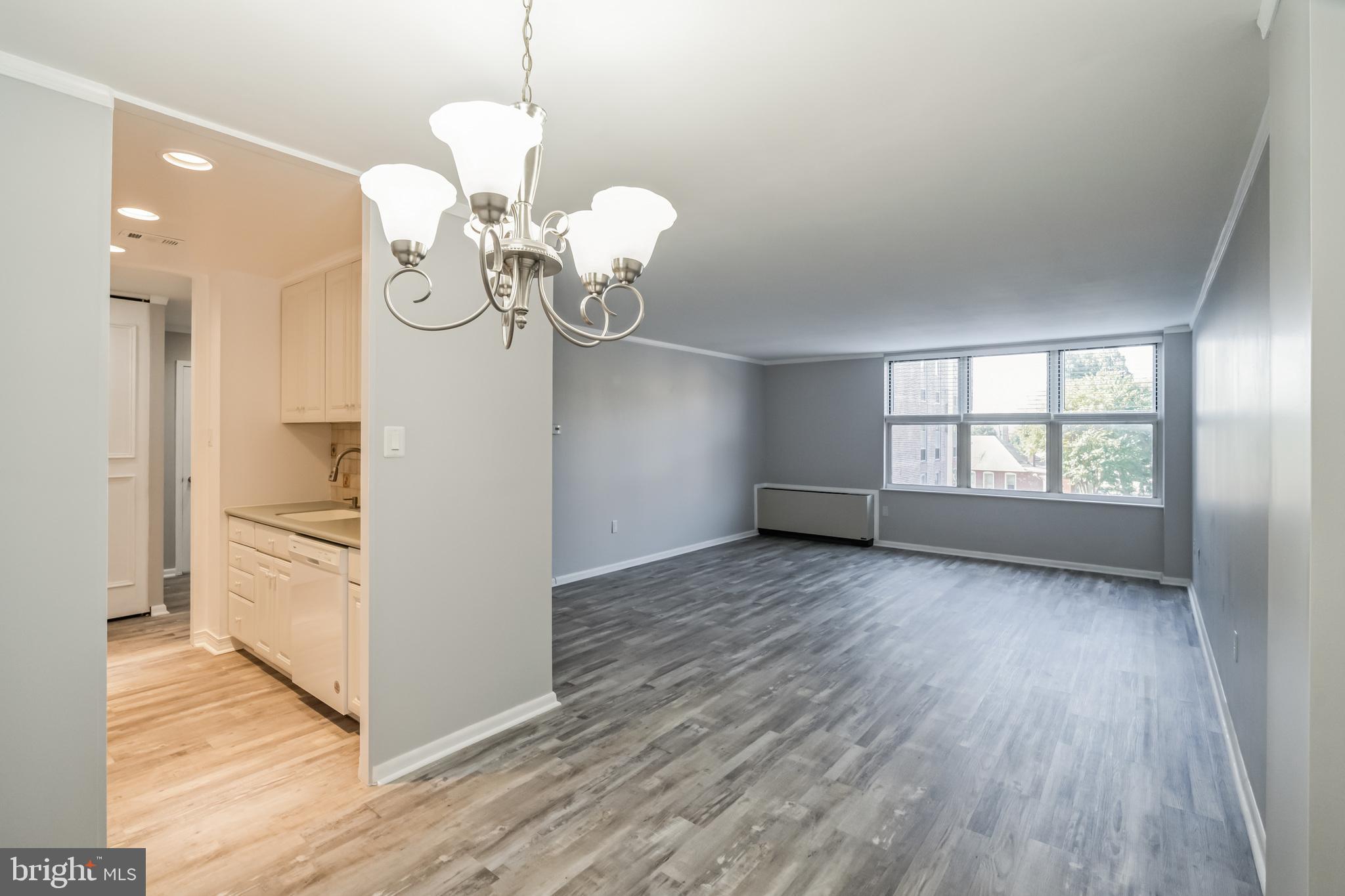 6100 HENRY AVE #4I