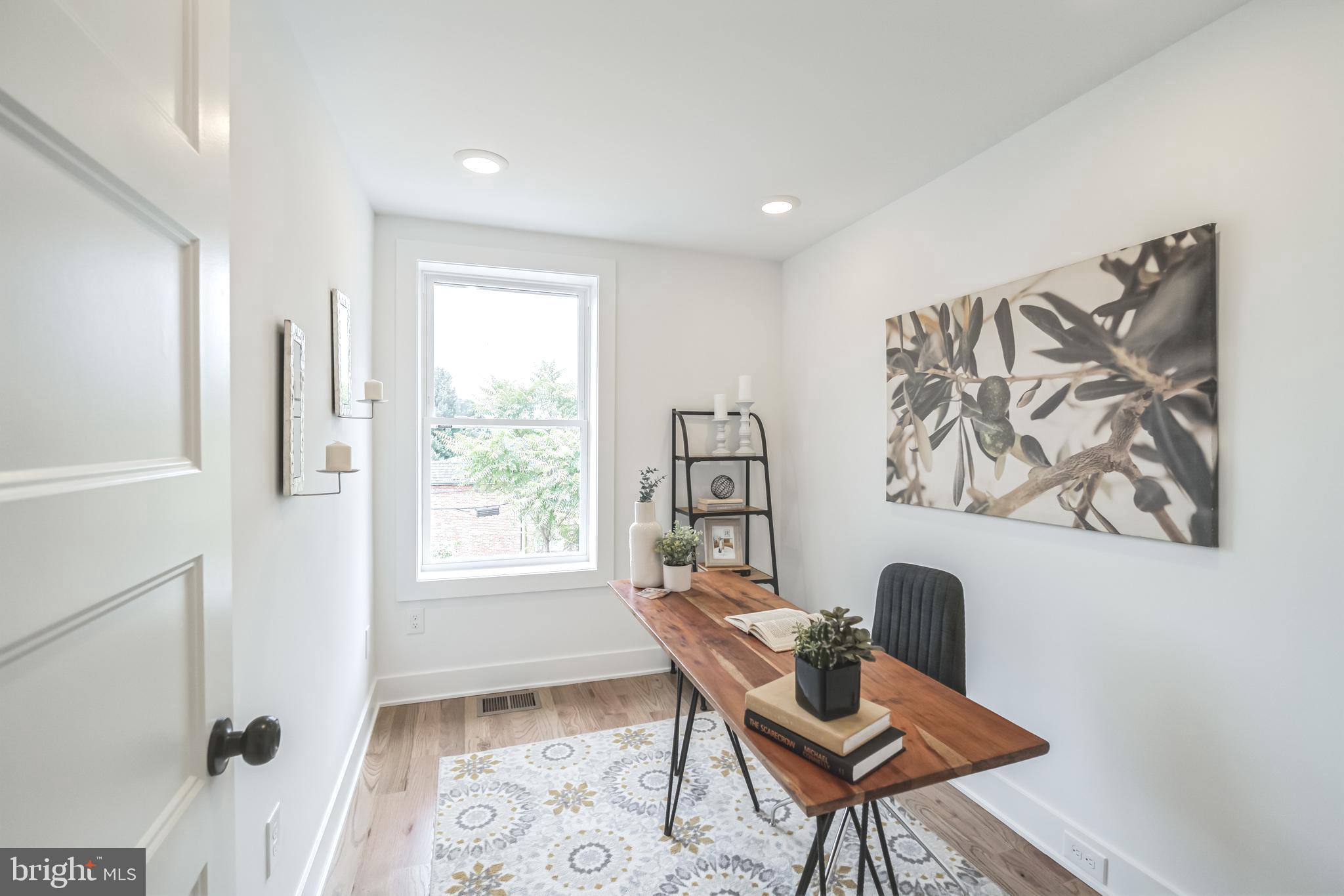 4580 Manayunk Ave