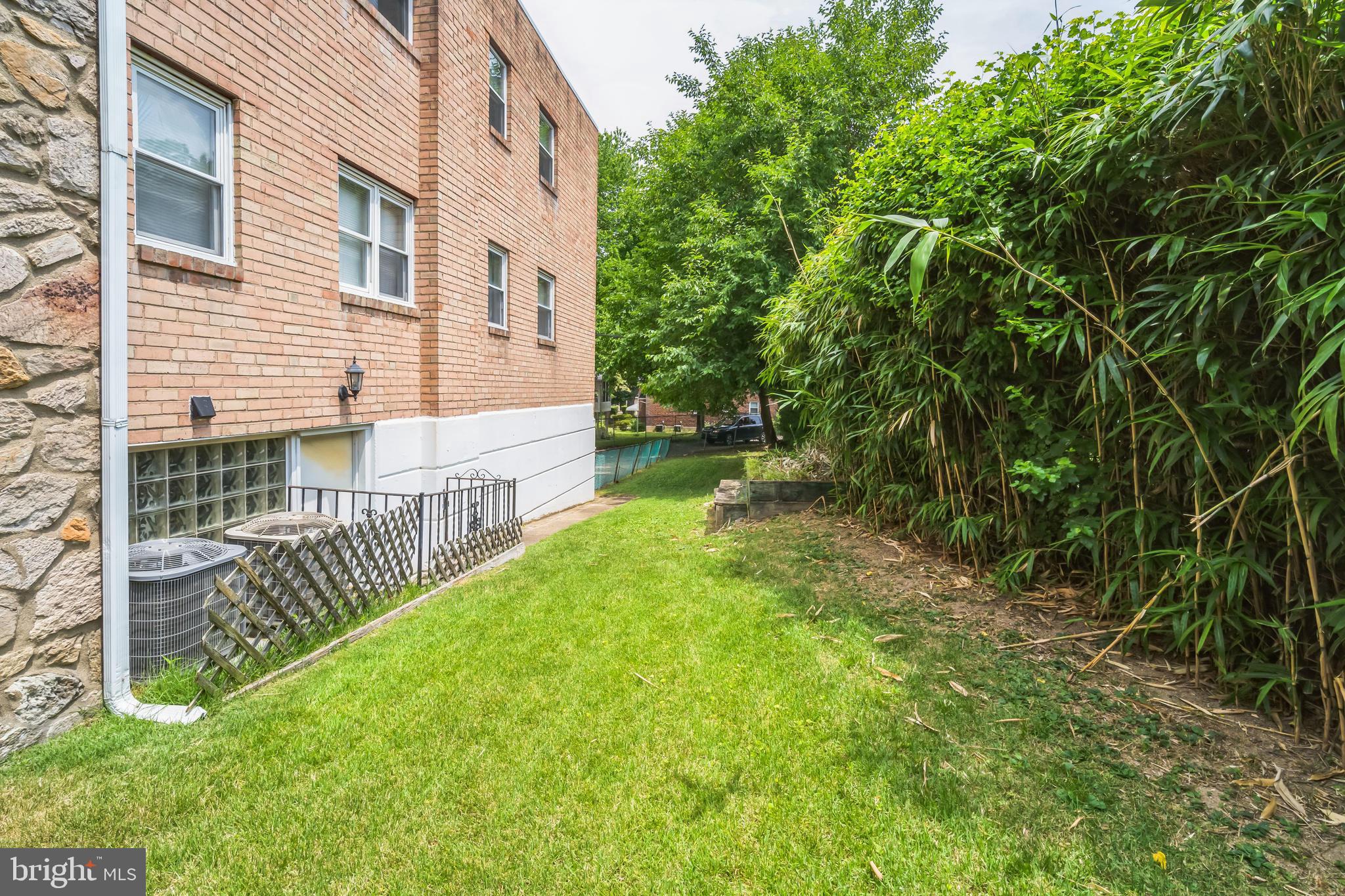 5421 HOUGHTON PL #2