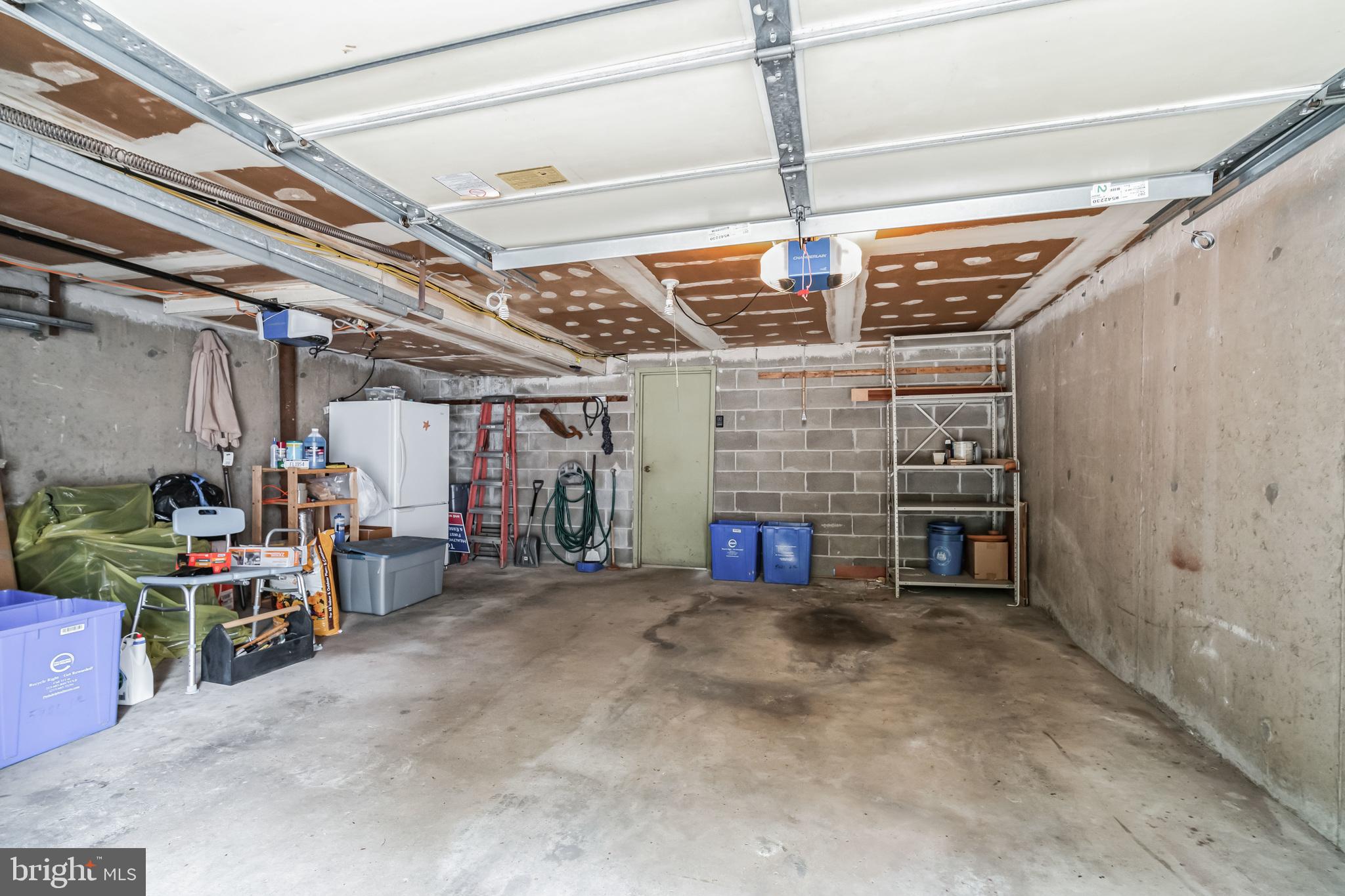5421 HOUGHTON PL #2