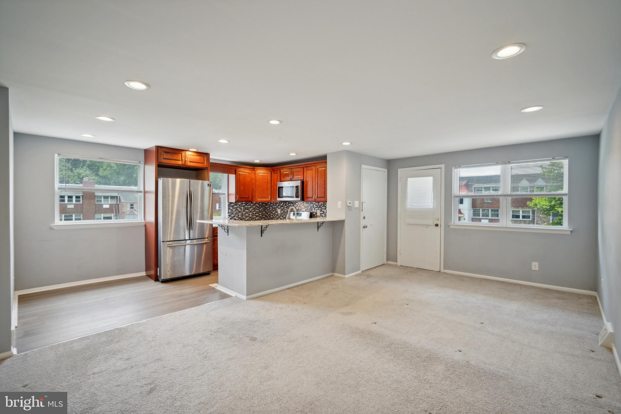 5421 HOUGHTON PL #2