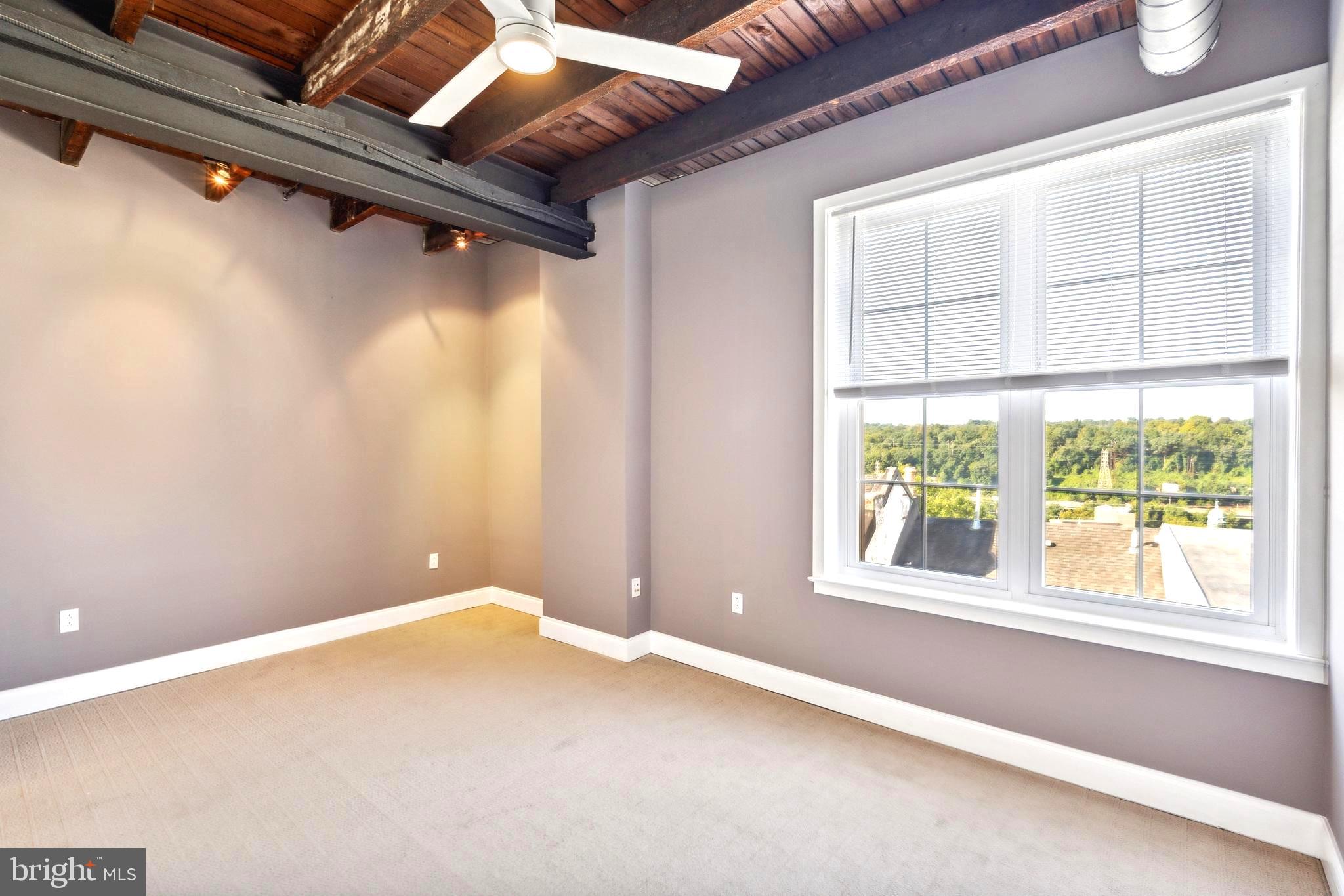 207 RECTOR ST #3F