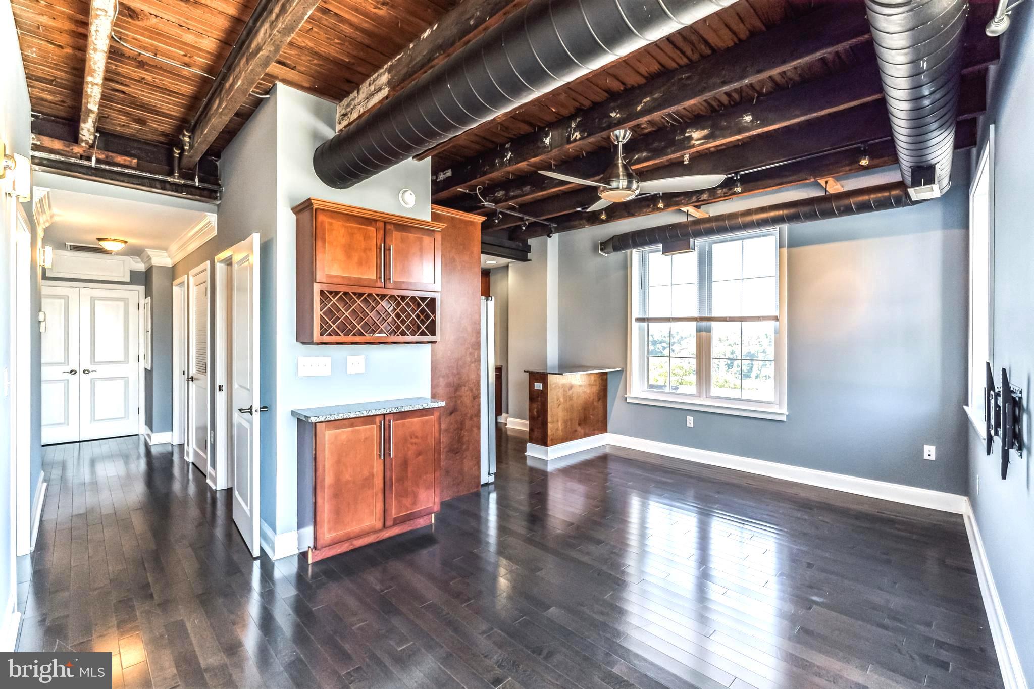 207 RECTOR ST #3F