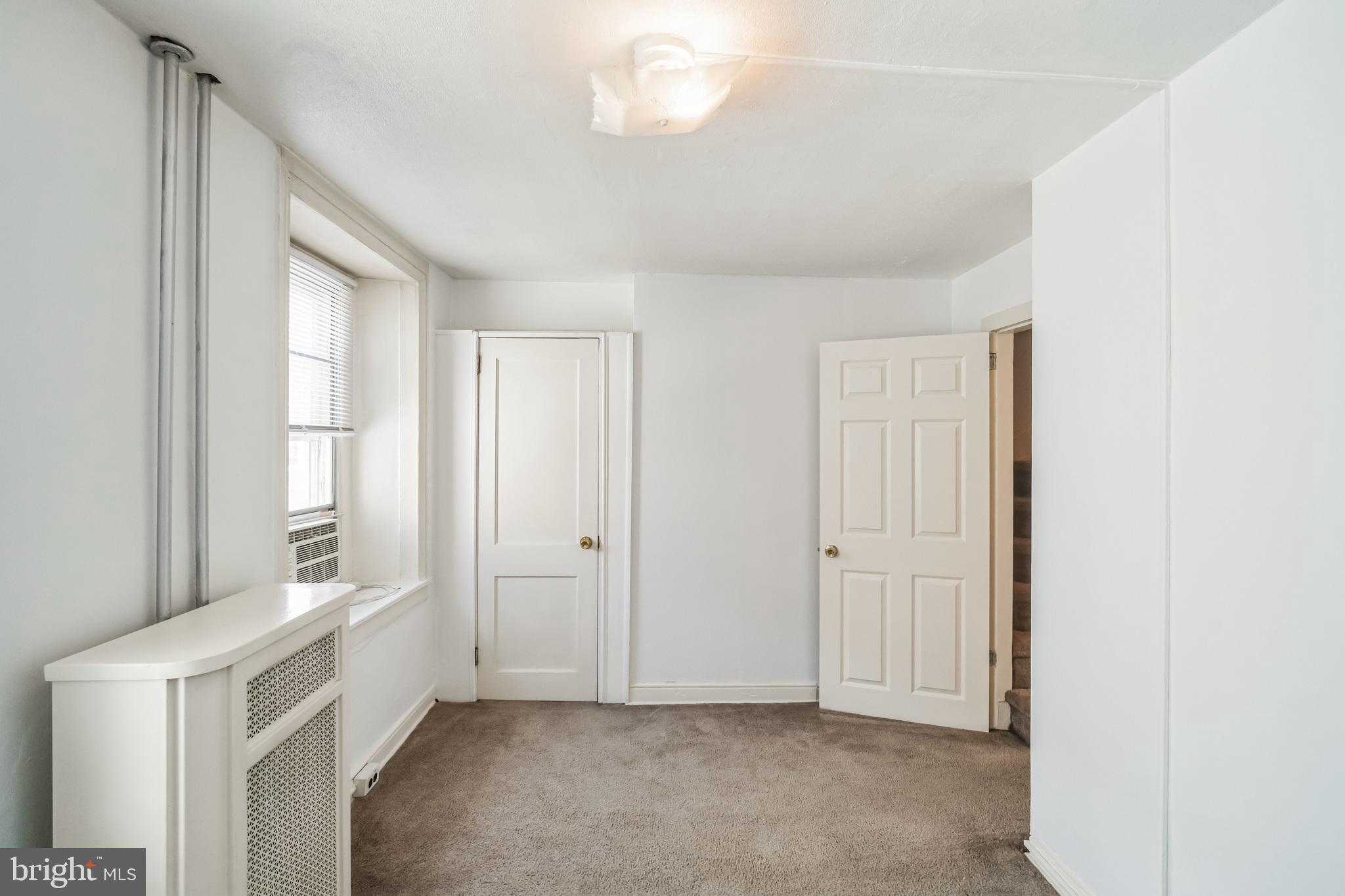 180 Dupont St