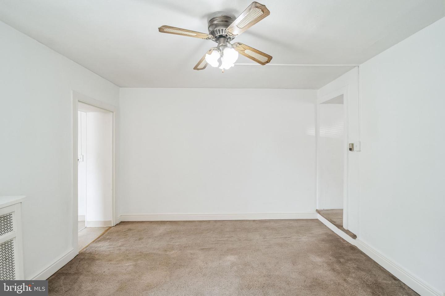 180 Dupont St
