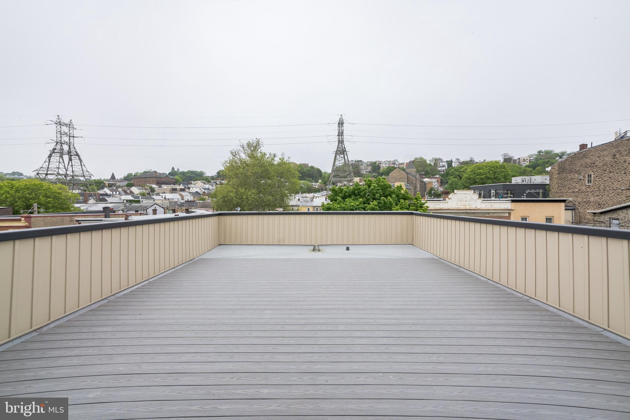 4328 MAIN ST #4