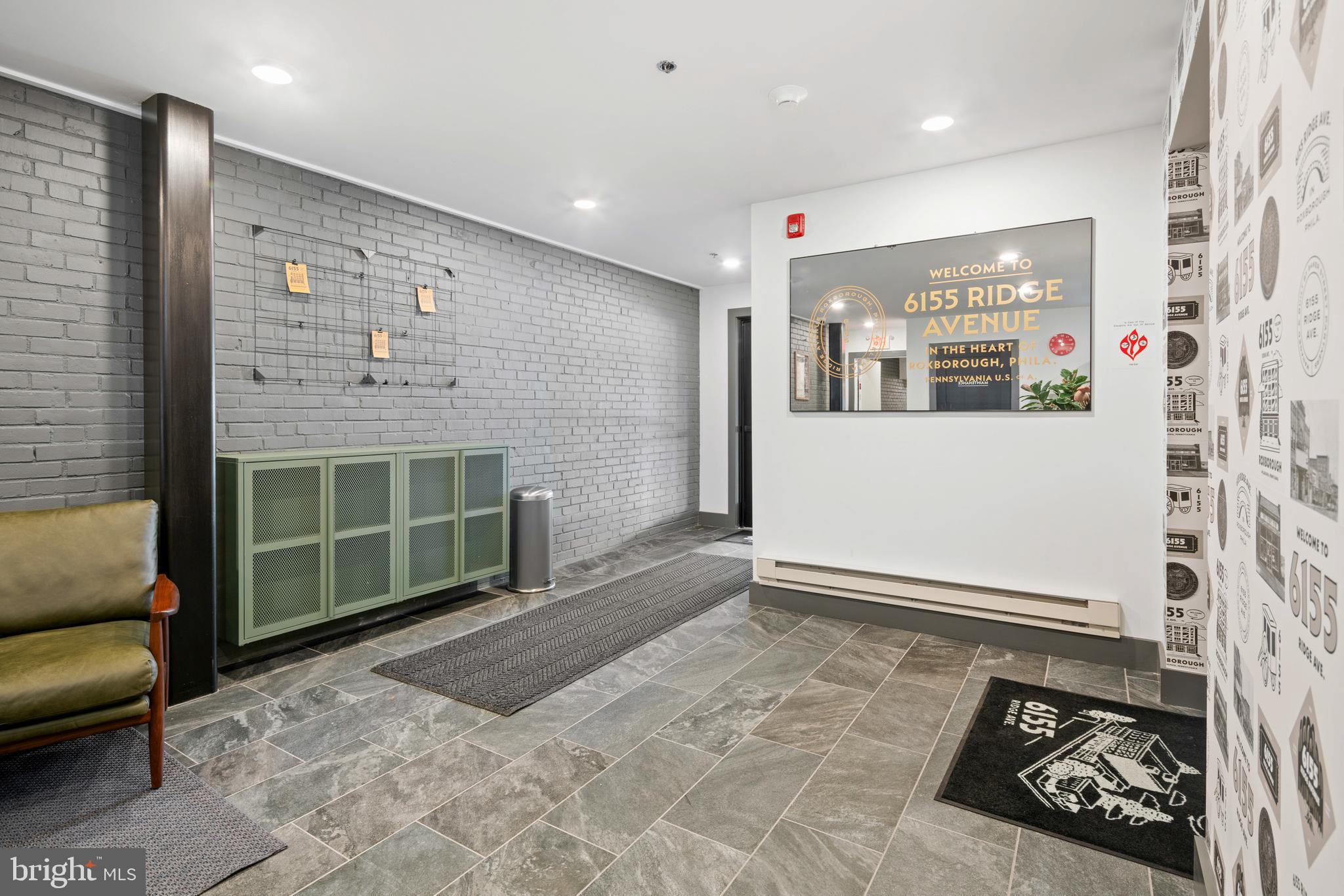 6155 RIDGE #308