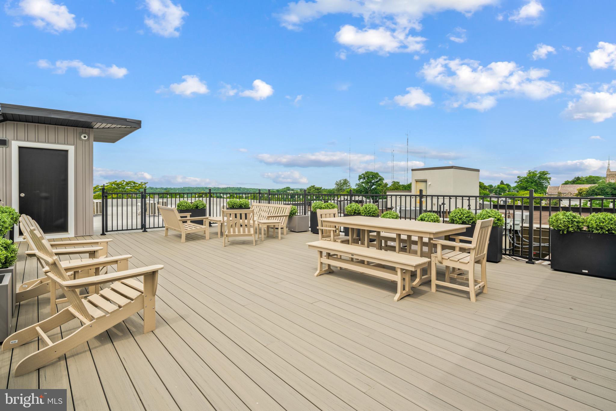 6155 RIDGE #308