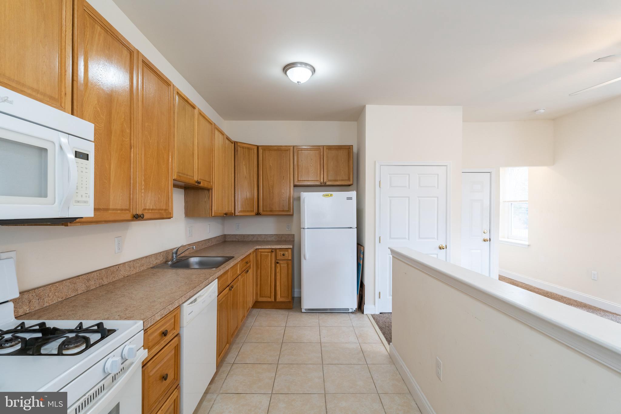4422 PECHIN ST #2