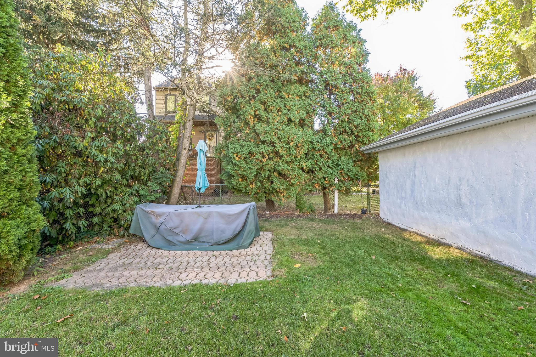 713 Manatawna Ave