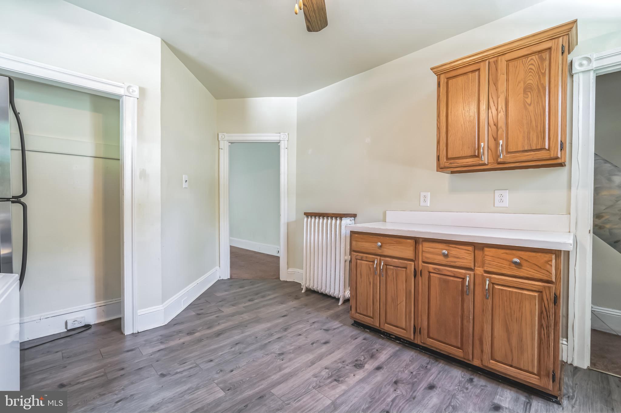 468 ROXBOROUGH AVE #2 FLR