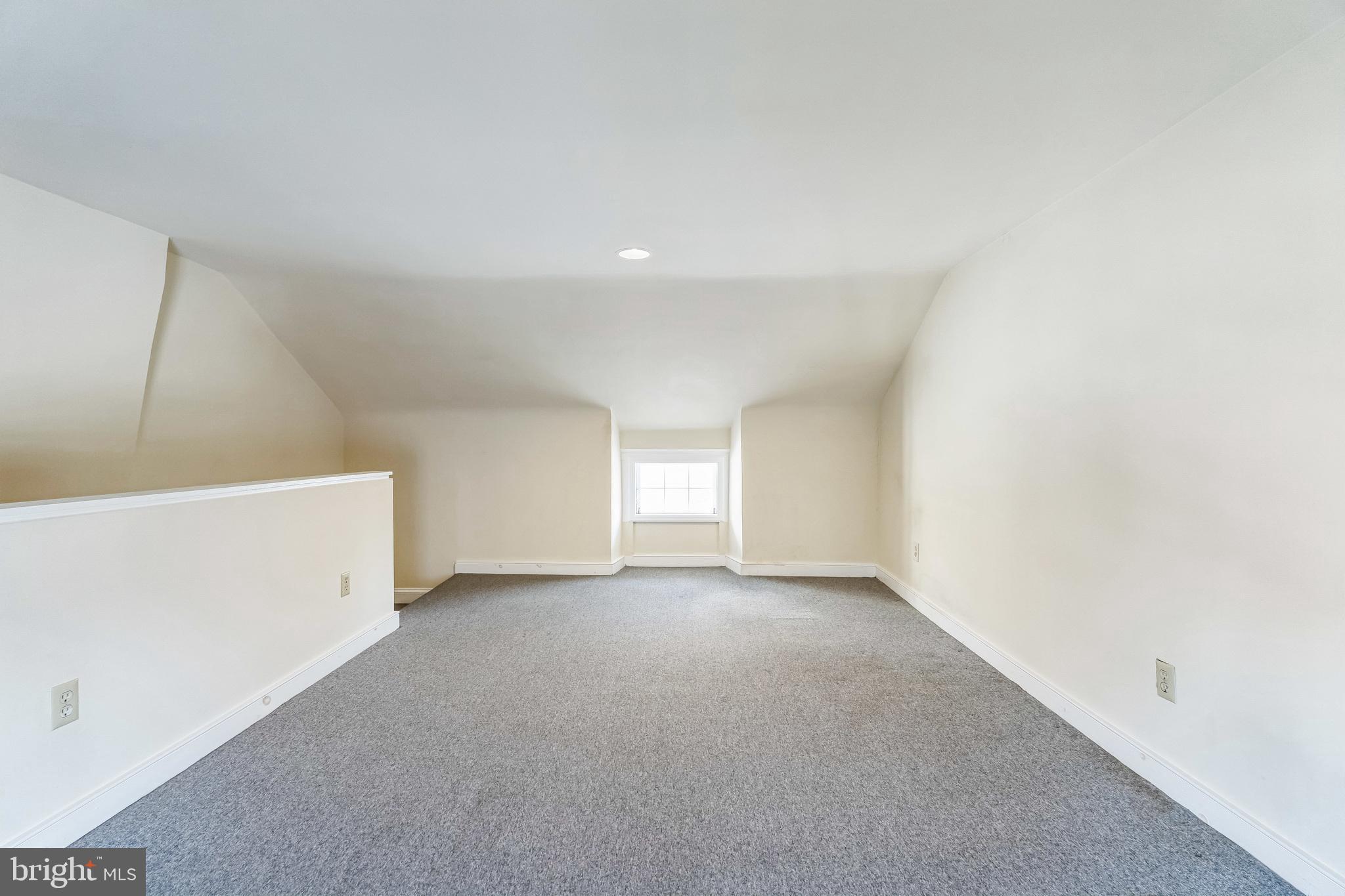 4543 BAKER ST
