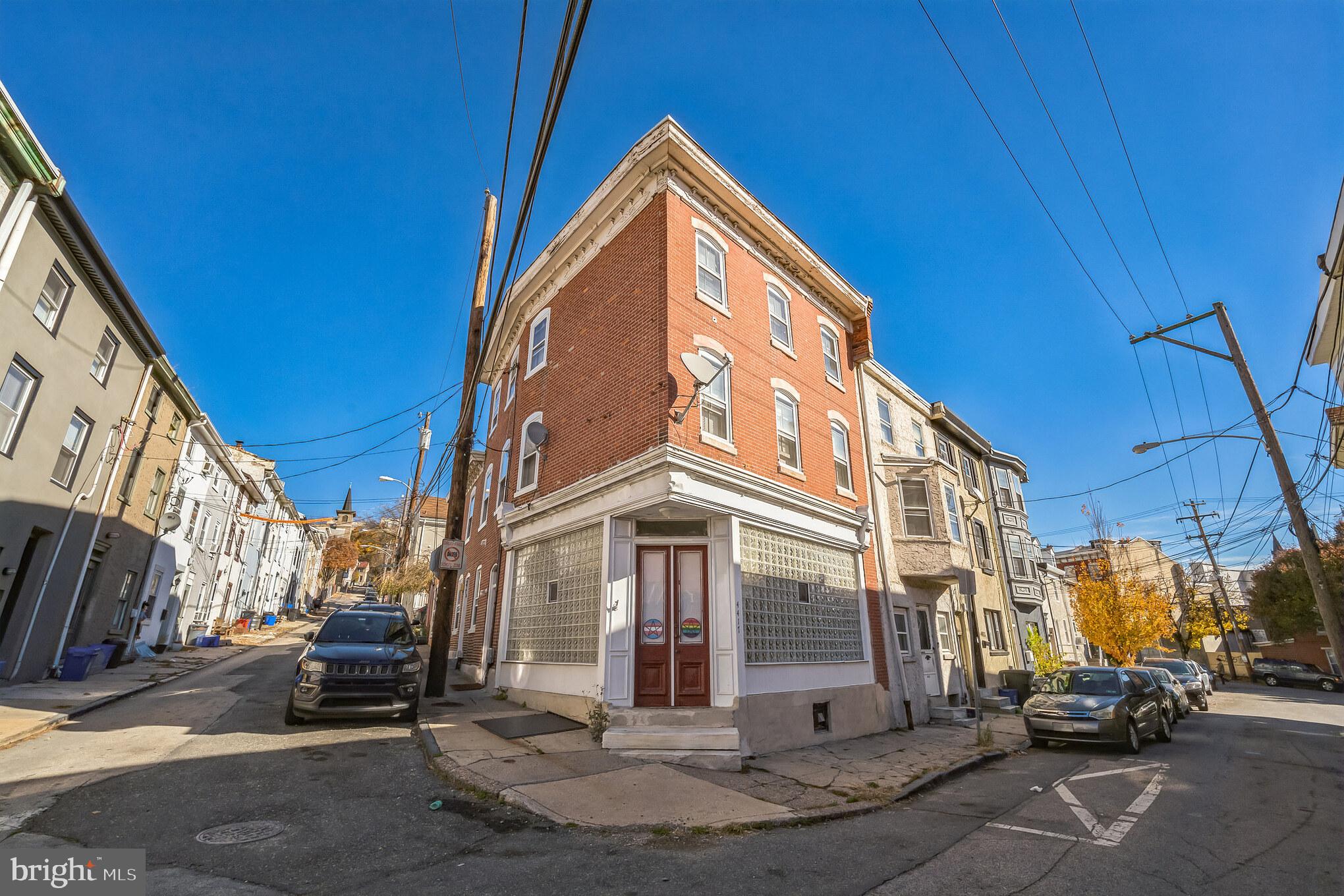4417 BAKER ST #3