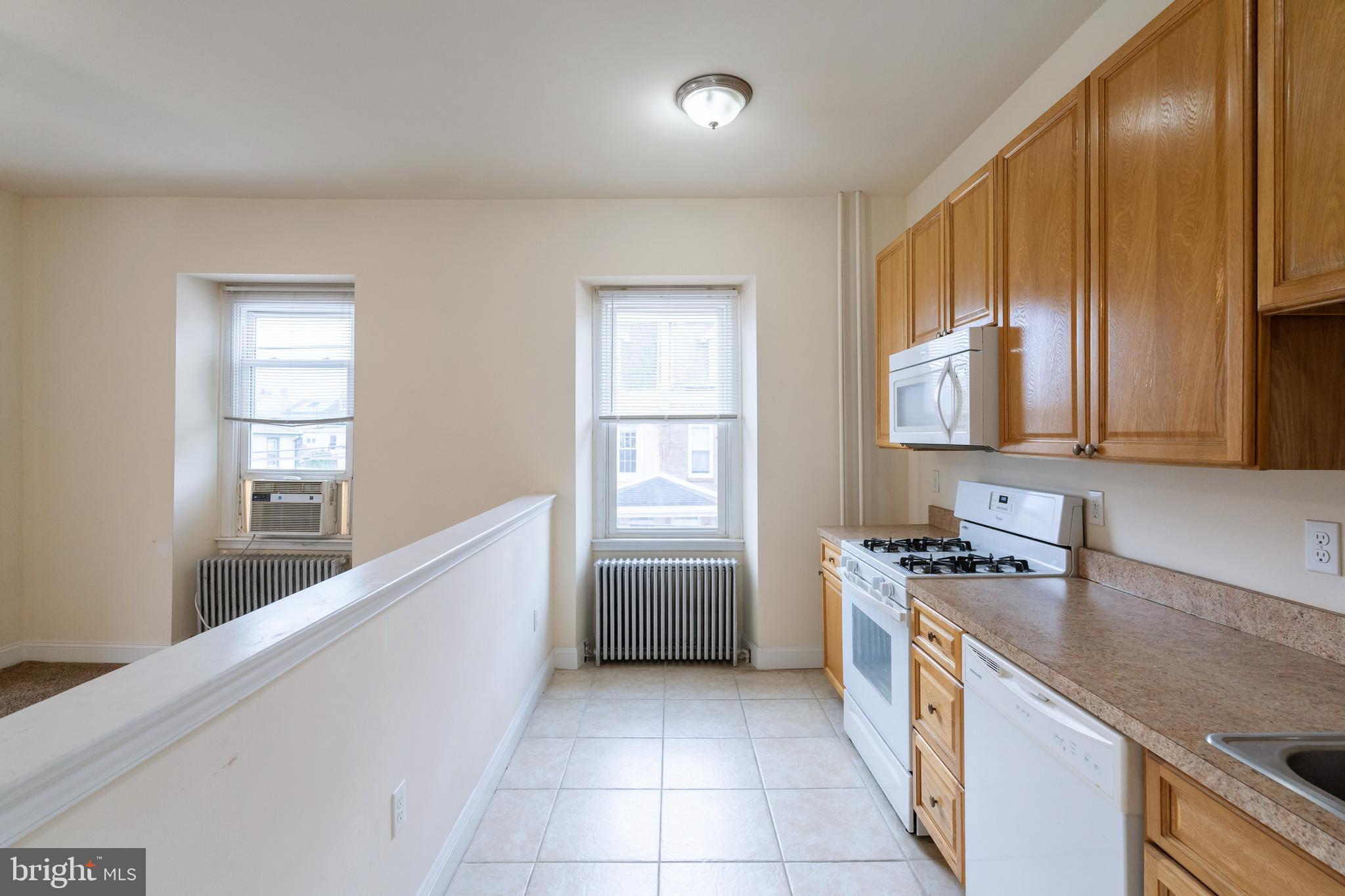 4422 PECHIN ST #2