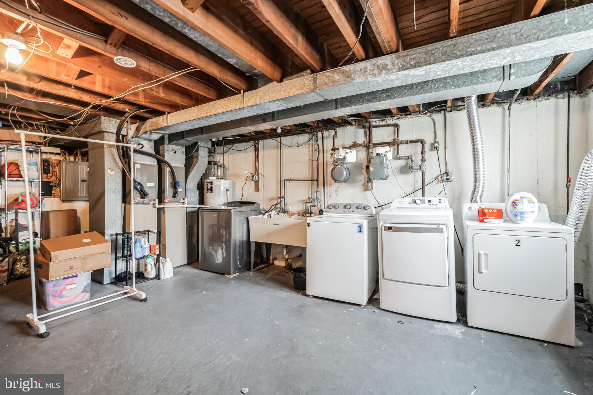 588 LIVEZEY ST ##2