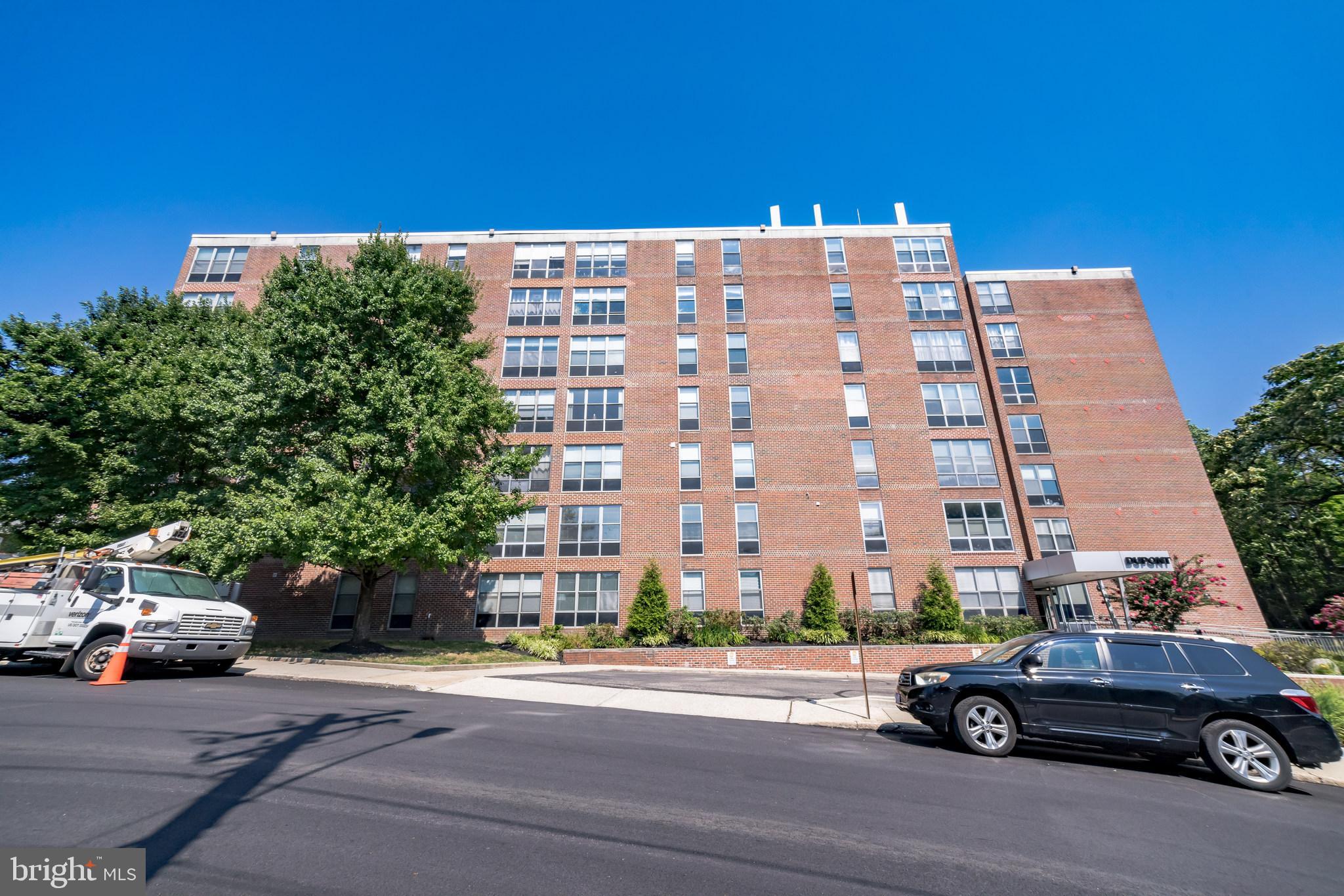 6100 HENRY AVE #4I