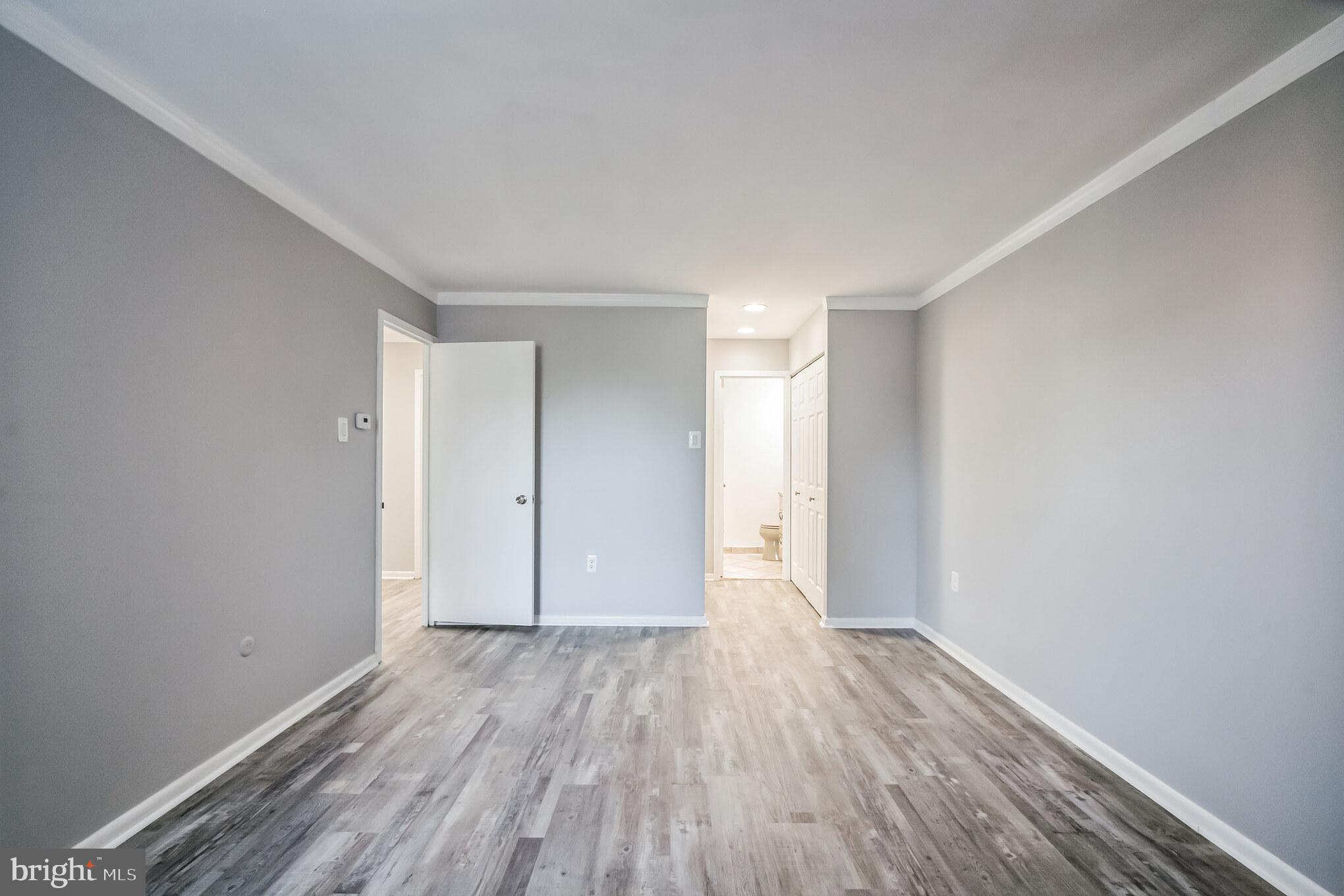 6100 HENRY AVE #4I