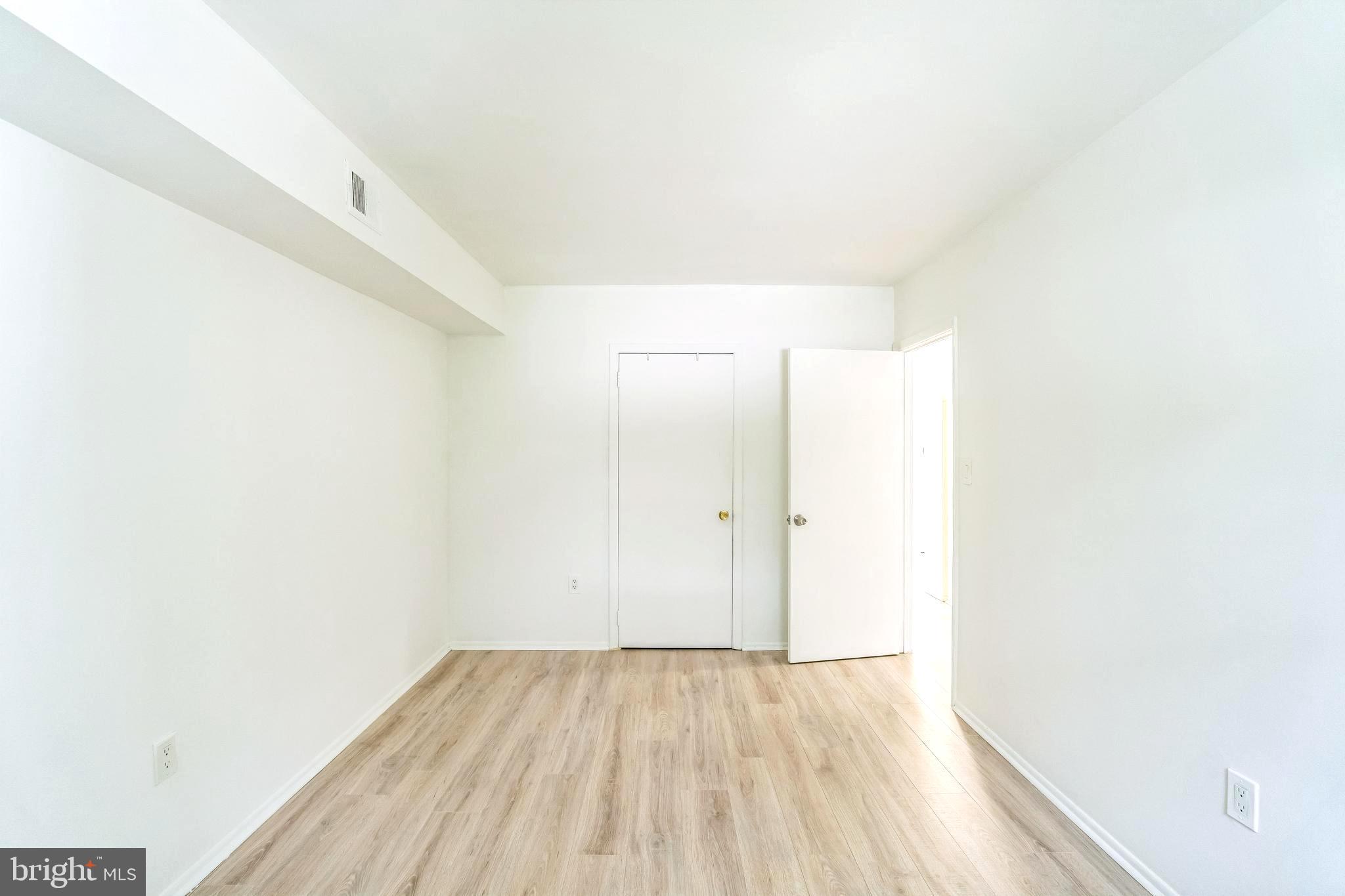 4616 SILVERWOOD ST #2